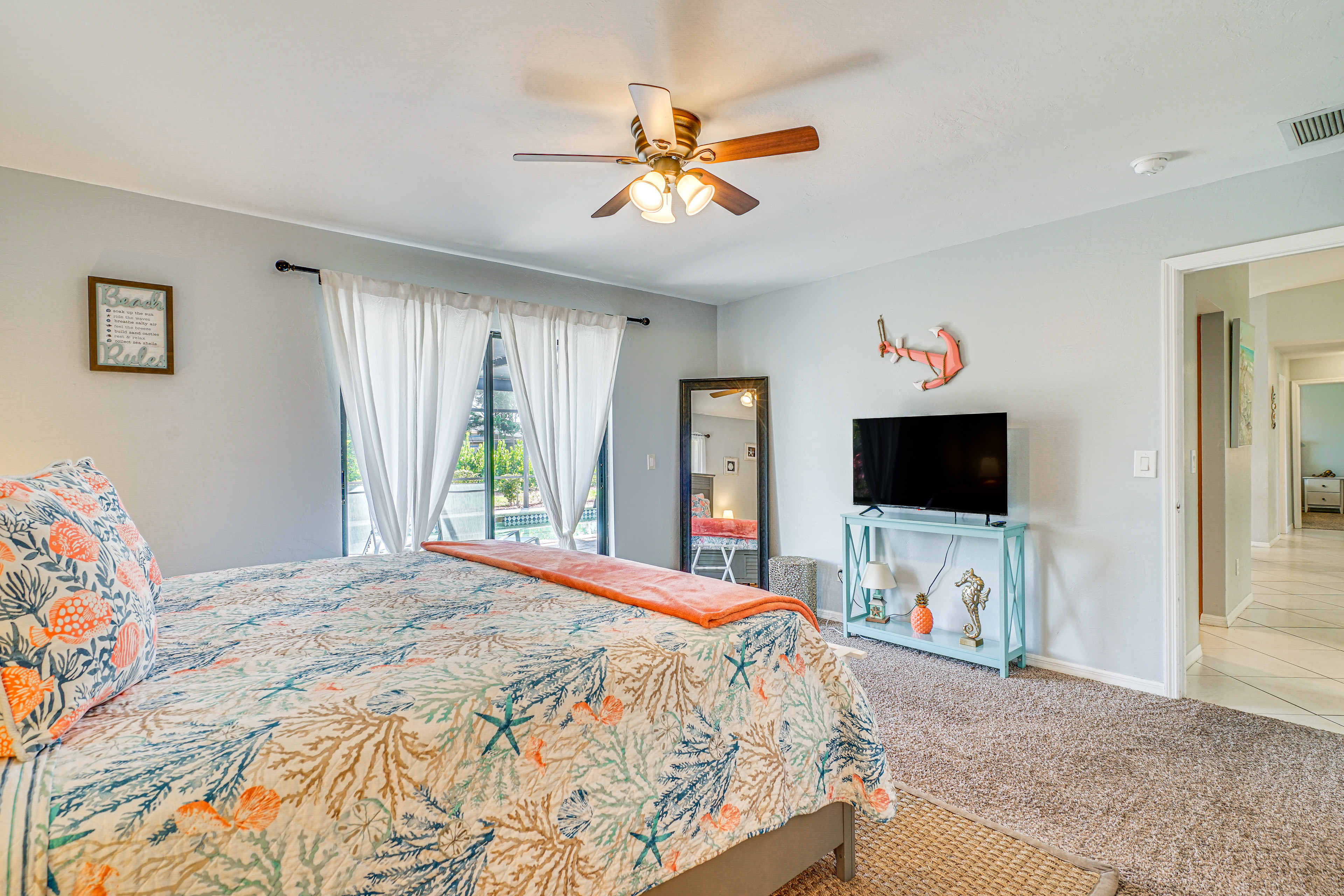 Cape Coral Home: Lanai & Heated Pool!