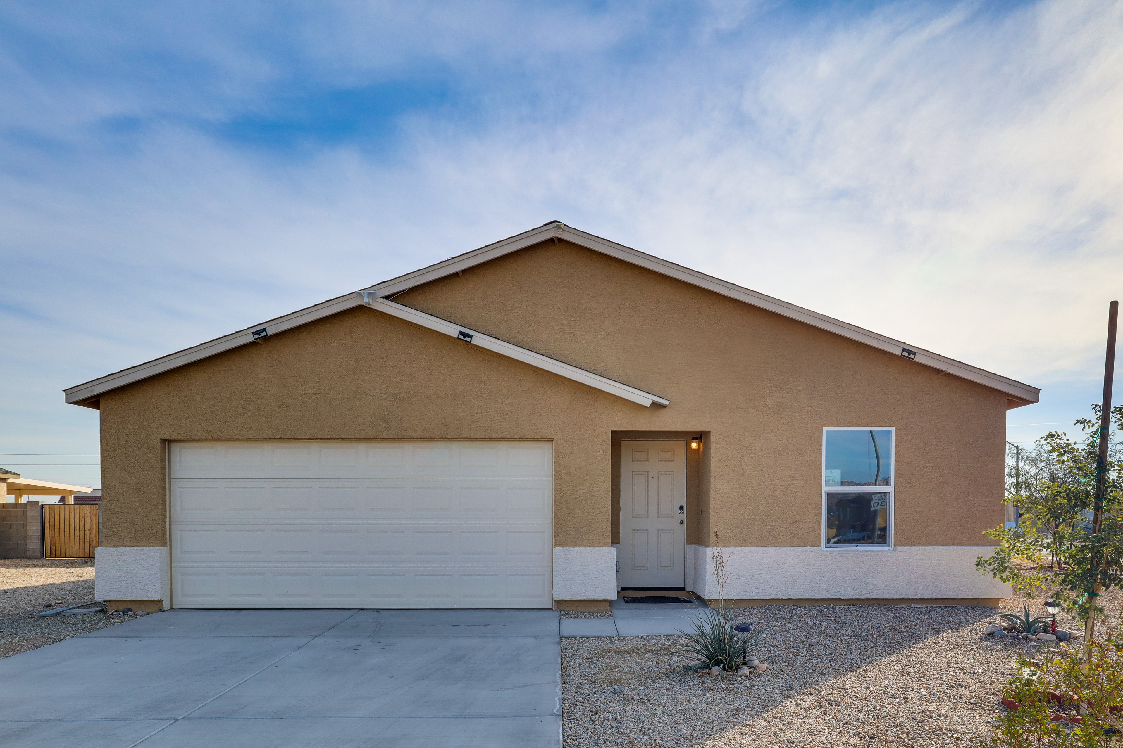 Bullhead City Home w/ Mtn View, By Colorado River