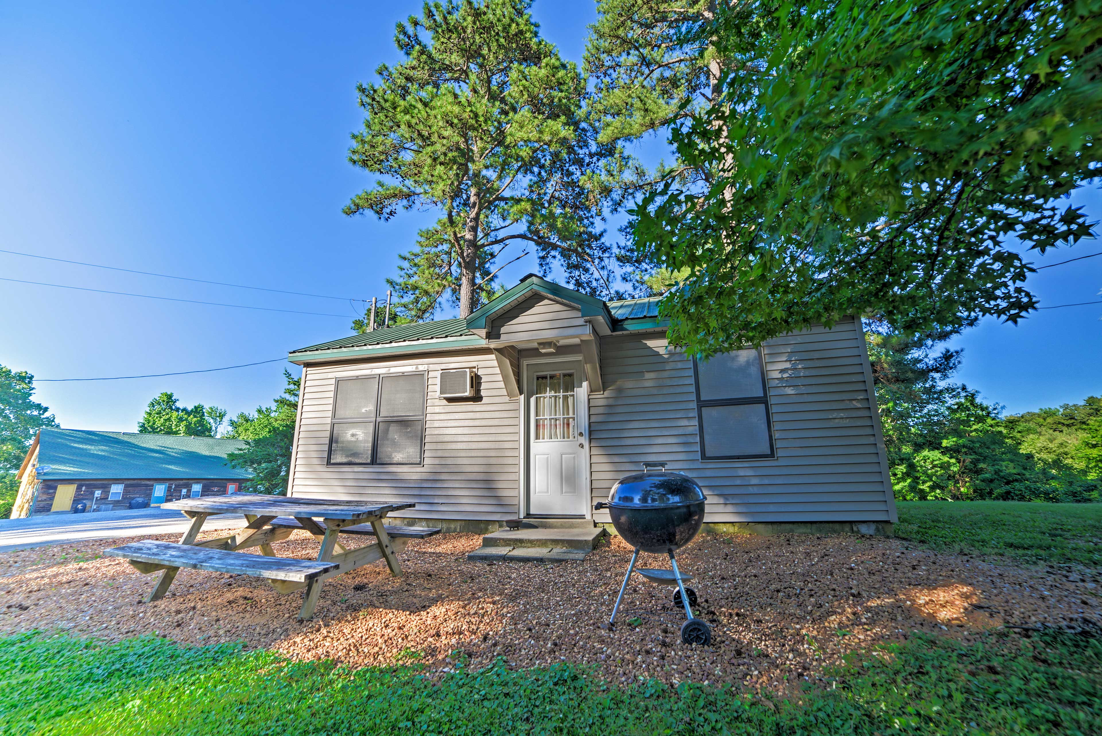Property Image 1 - Cabin on Kentucky Lake: Nearby Marina Access!