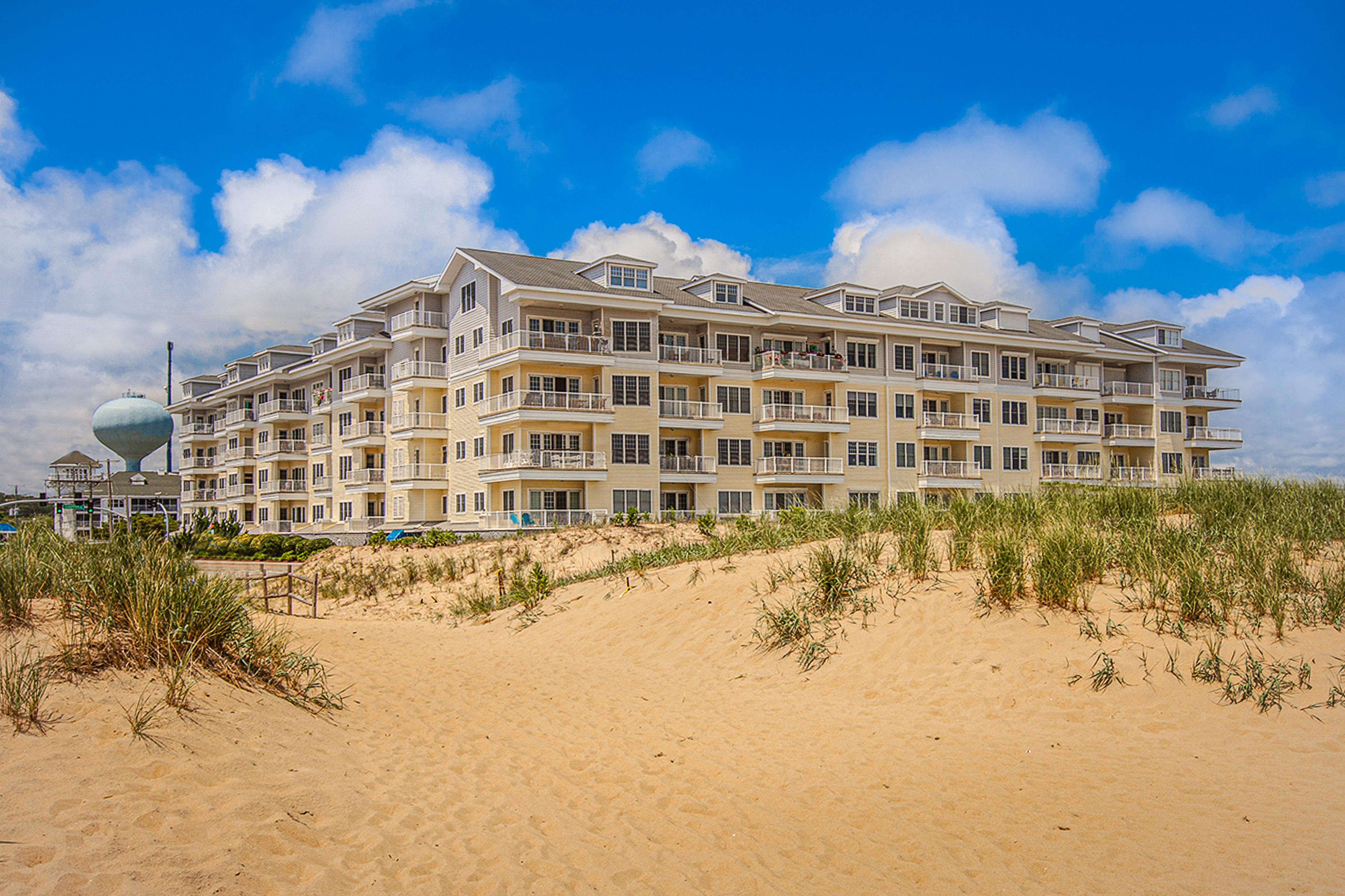 Property Image 2 - The Sandbridge Dunes - Captains’ Quarters 408