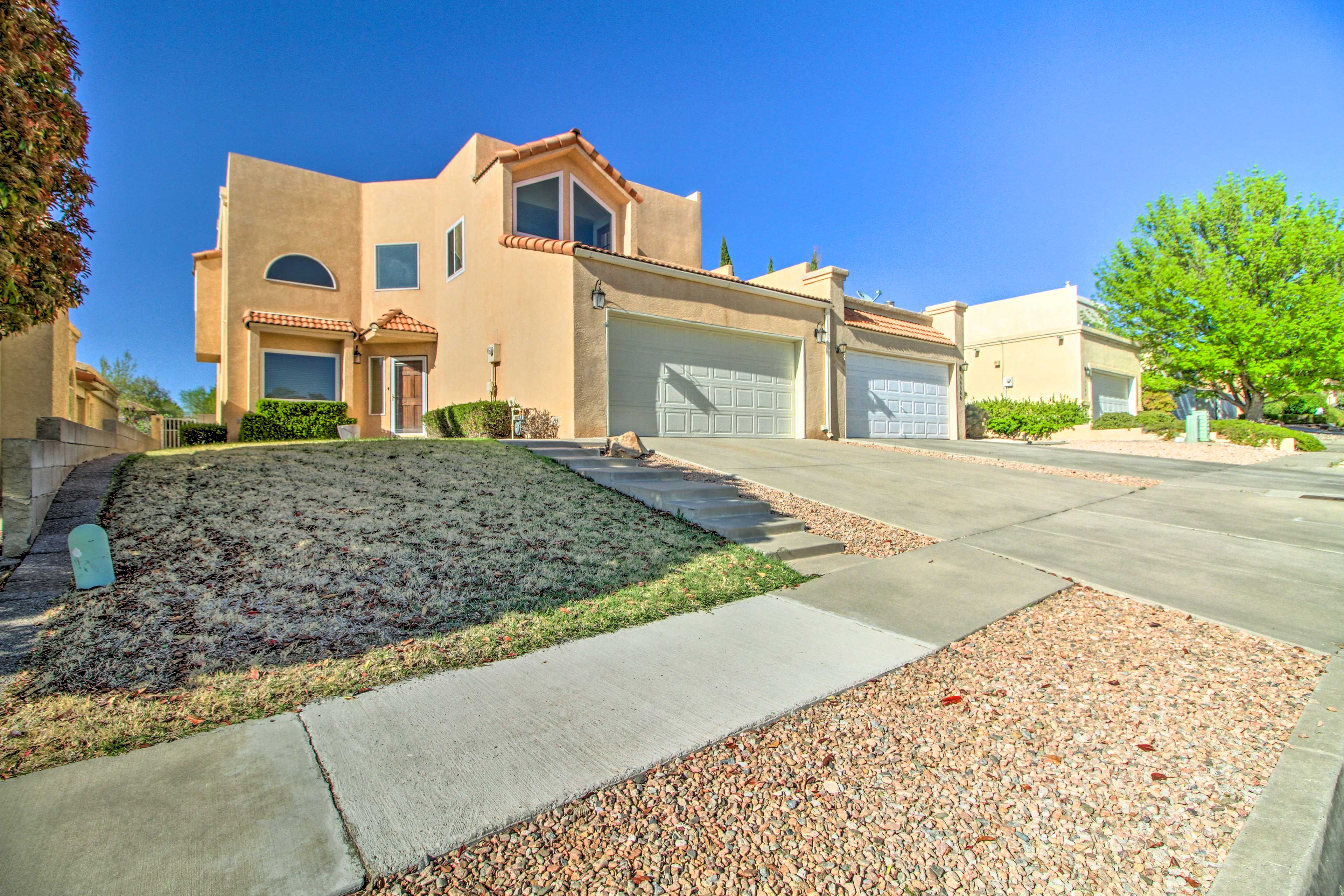 Property Image 2 - ’Casa Especial’ Family Retreat w/ Pool Table!