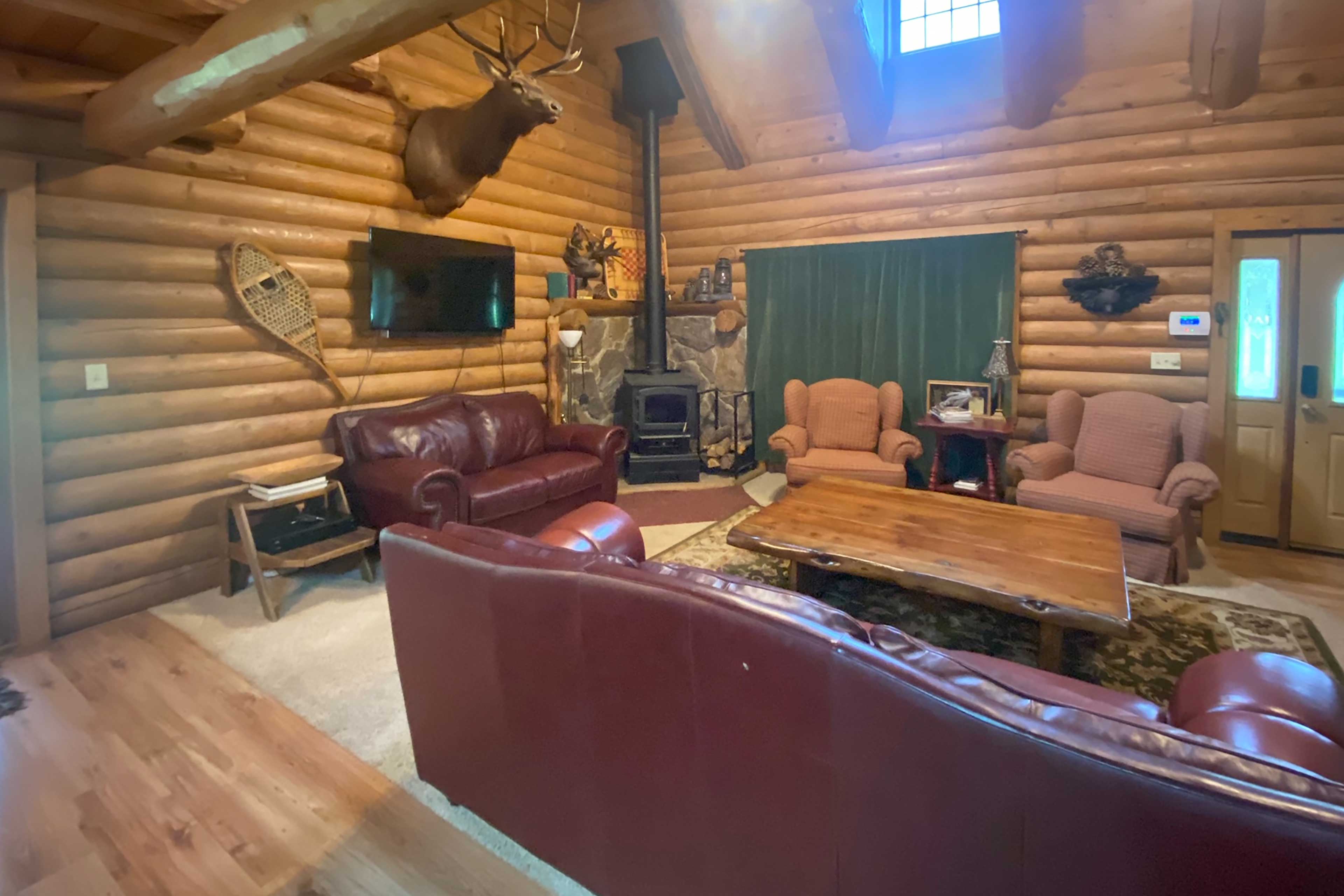 Property Image 1 - Cozy Alto Cabin on 2 Acres: Near Fishing & Skiing!