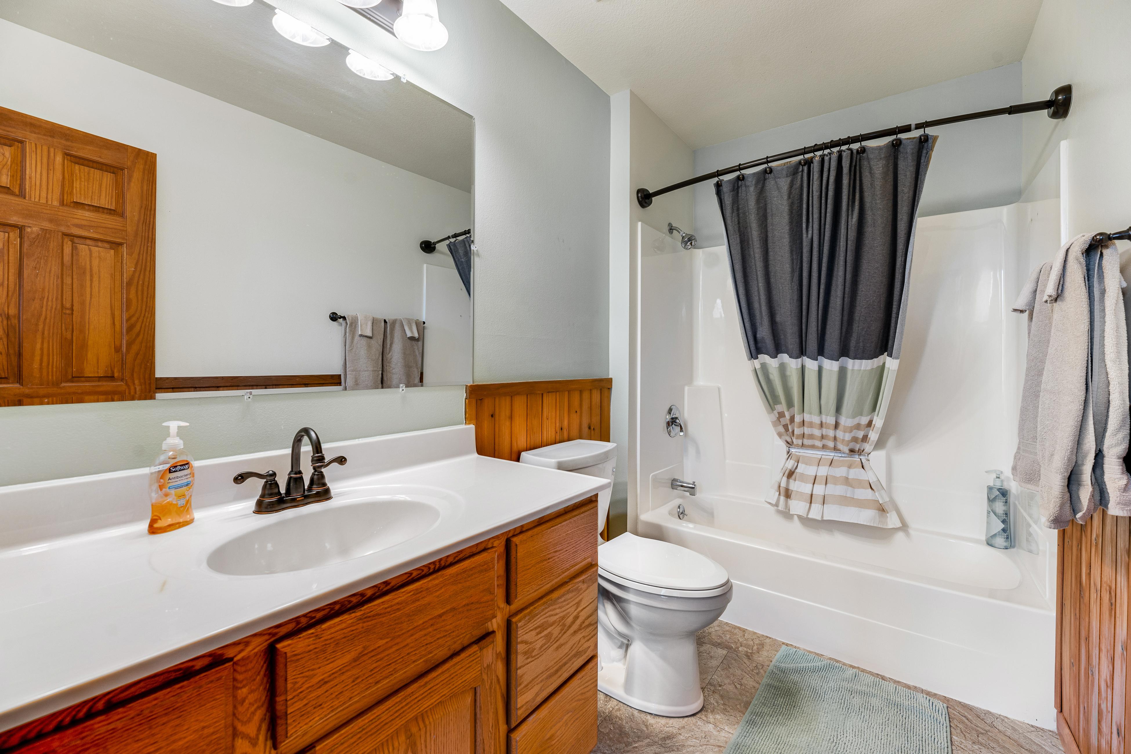 Aces and Eights Lodge Aces and Eights Lodge