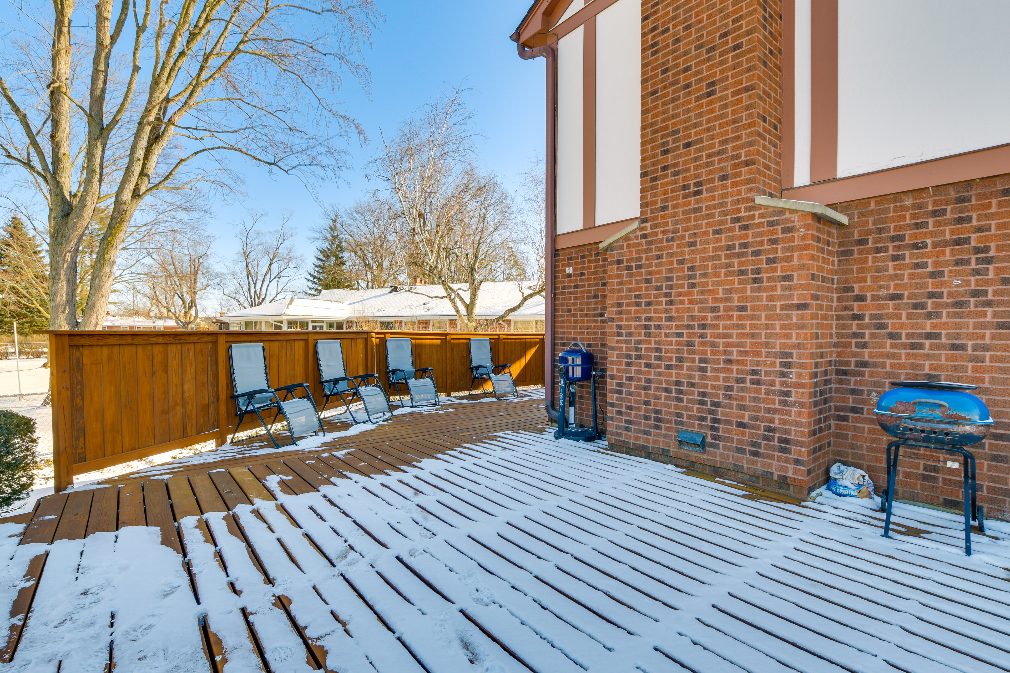 Bike & Kayak: Lakefront Prospect Heights Home