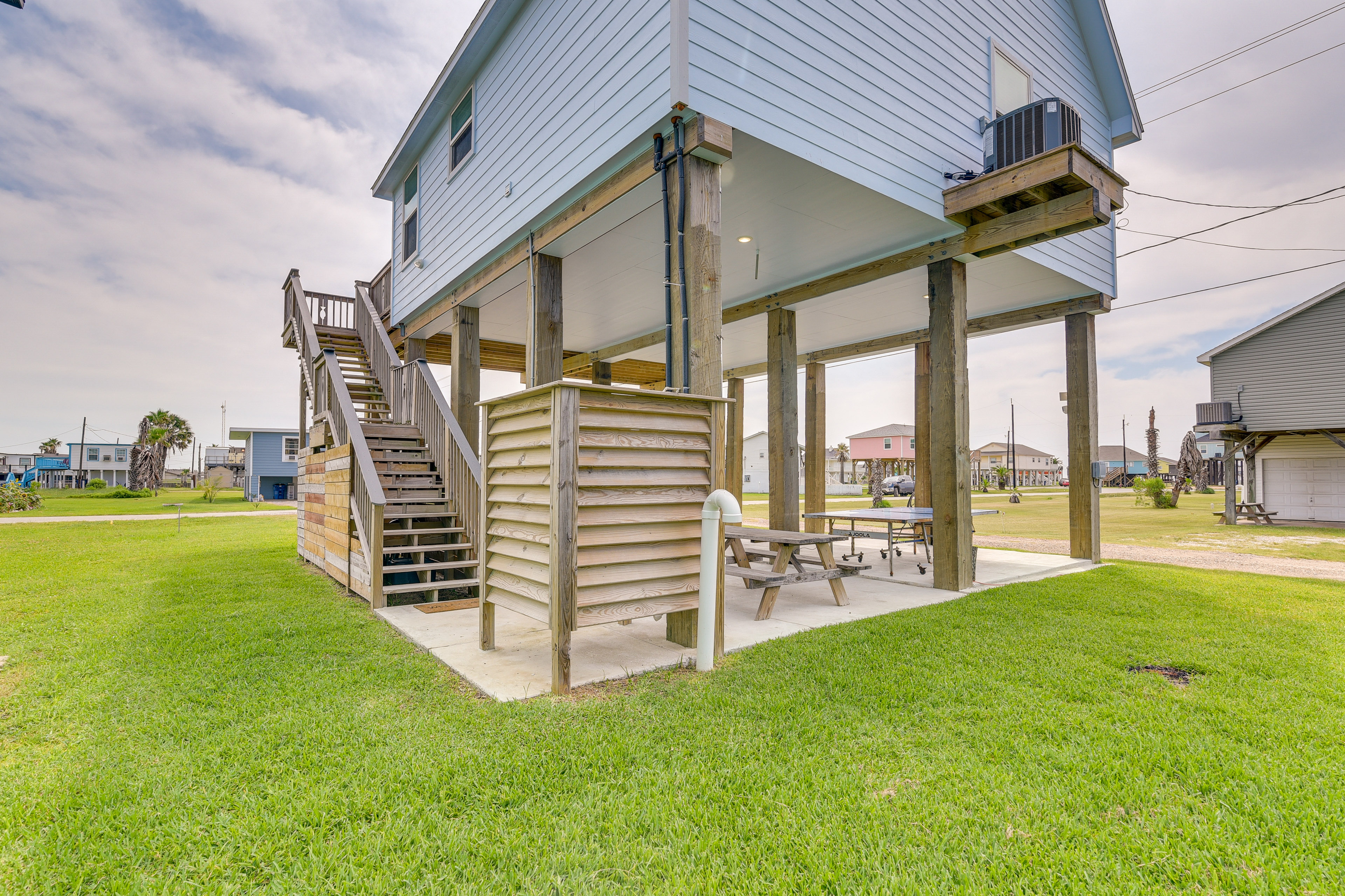 Property Image 1 - Family-Friendly Surfside Beach Home: Walk to Beach