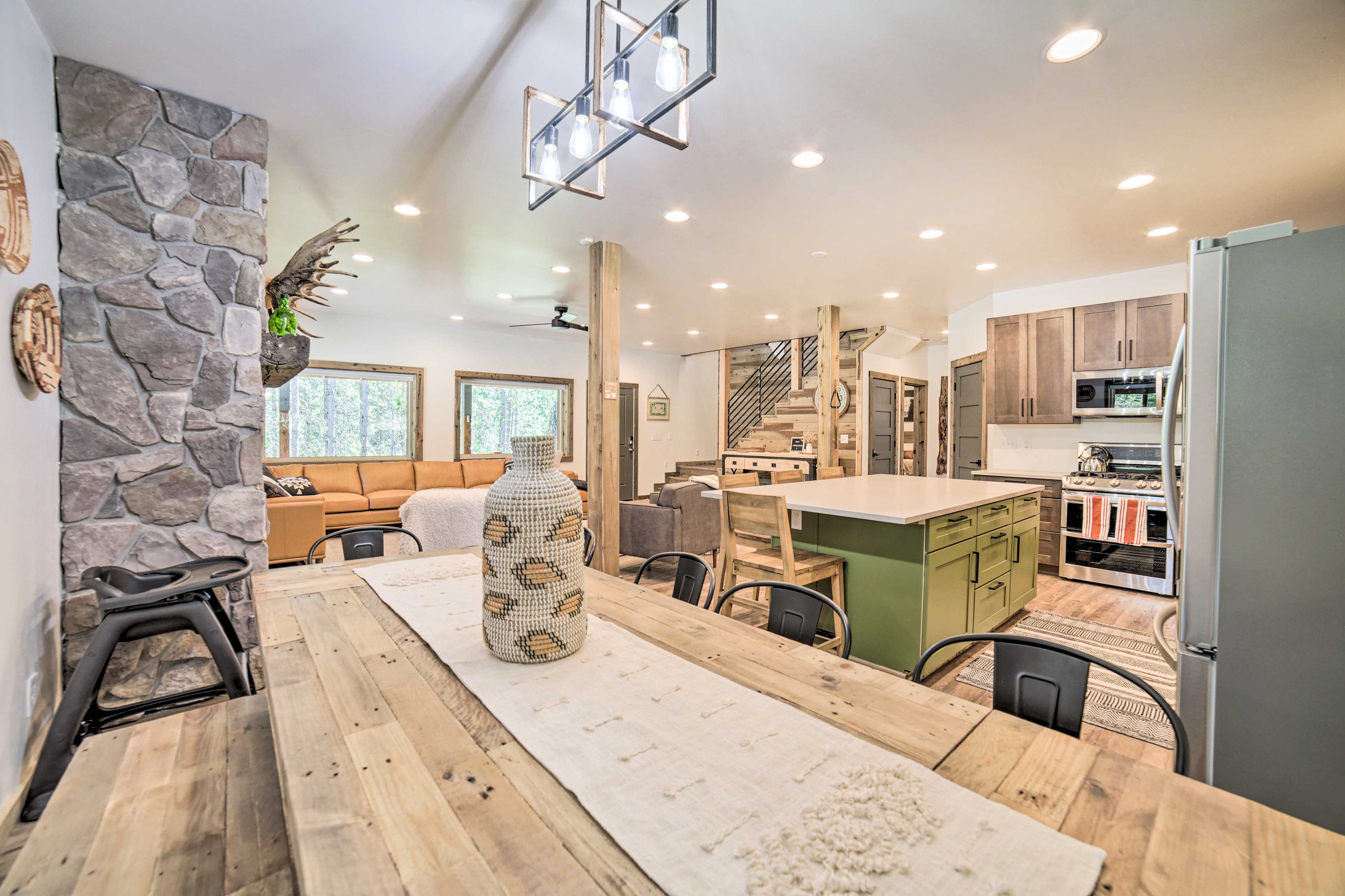 Contemporary Cabin w/ Game Room & Fire Pit