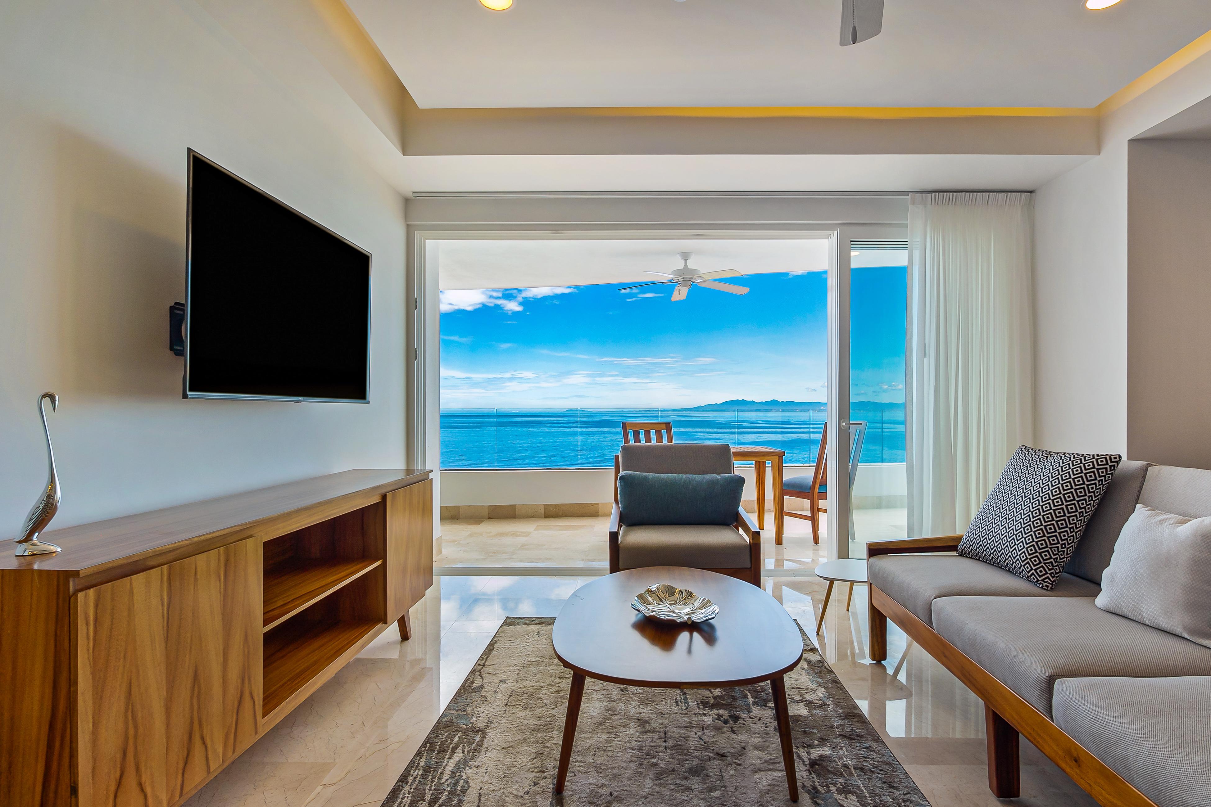 Property Image 1 - Blue Horizon 302 @ Residences