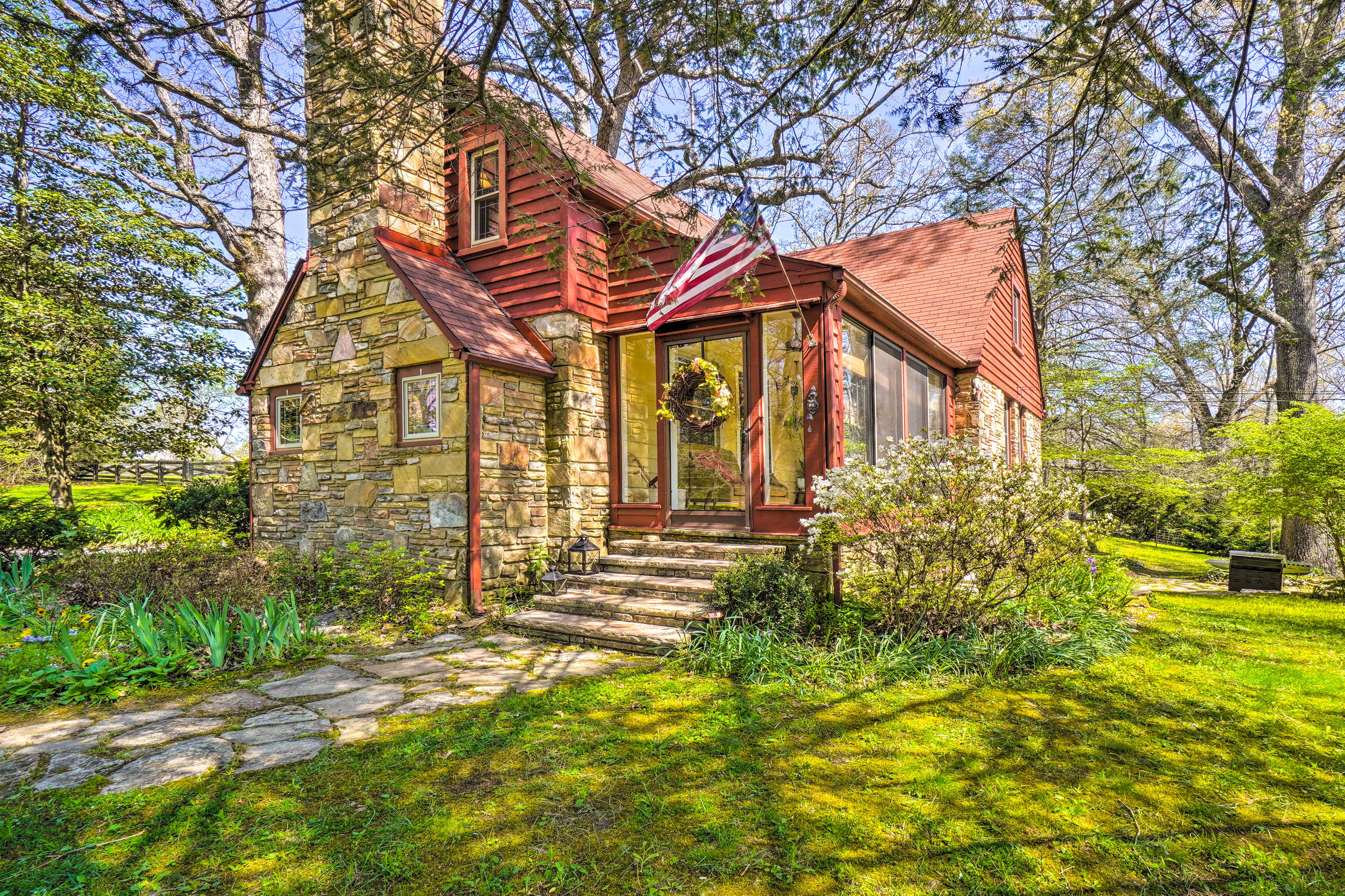 Property Image 1 - Dreamy Homestead Escape: Patio, Ranch On-Site