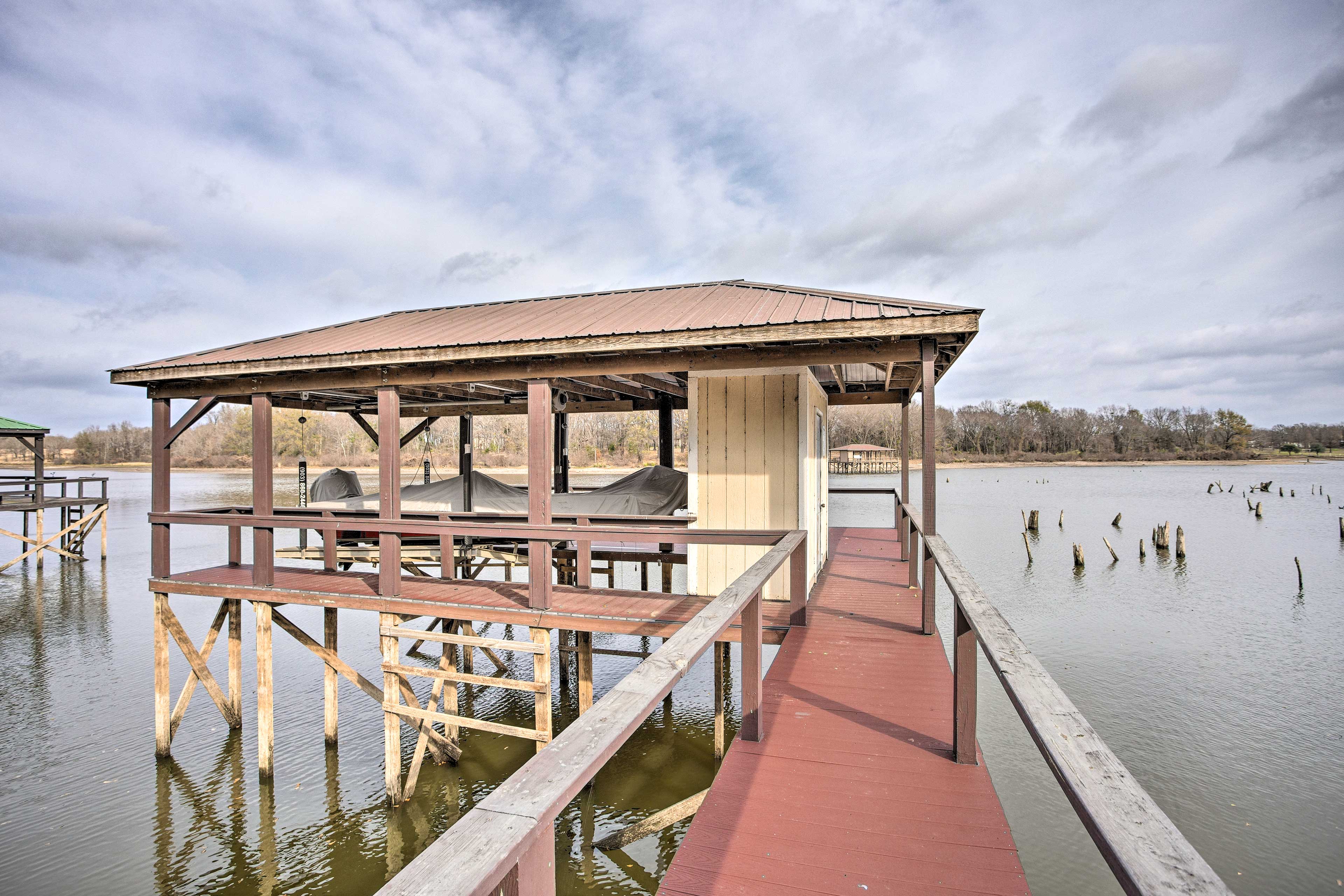 Property Image 2 - Family Alba Home w/ Boat Dock on Lake Fork!