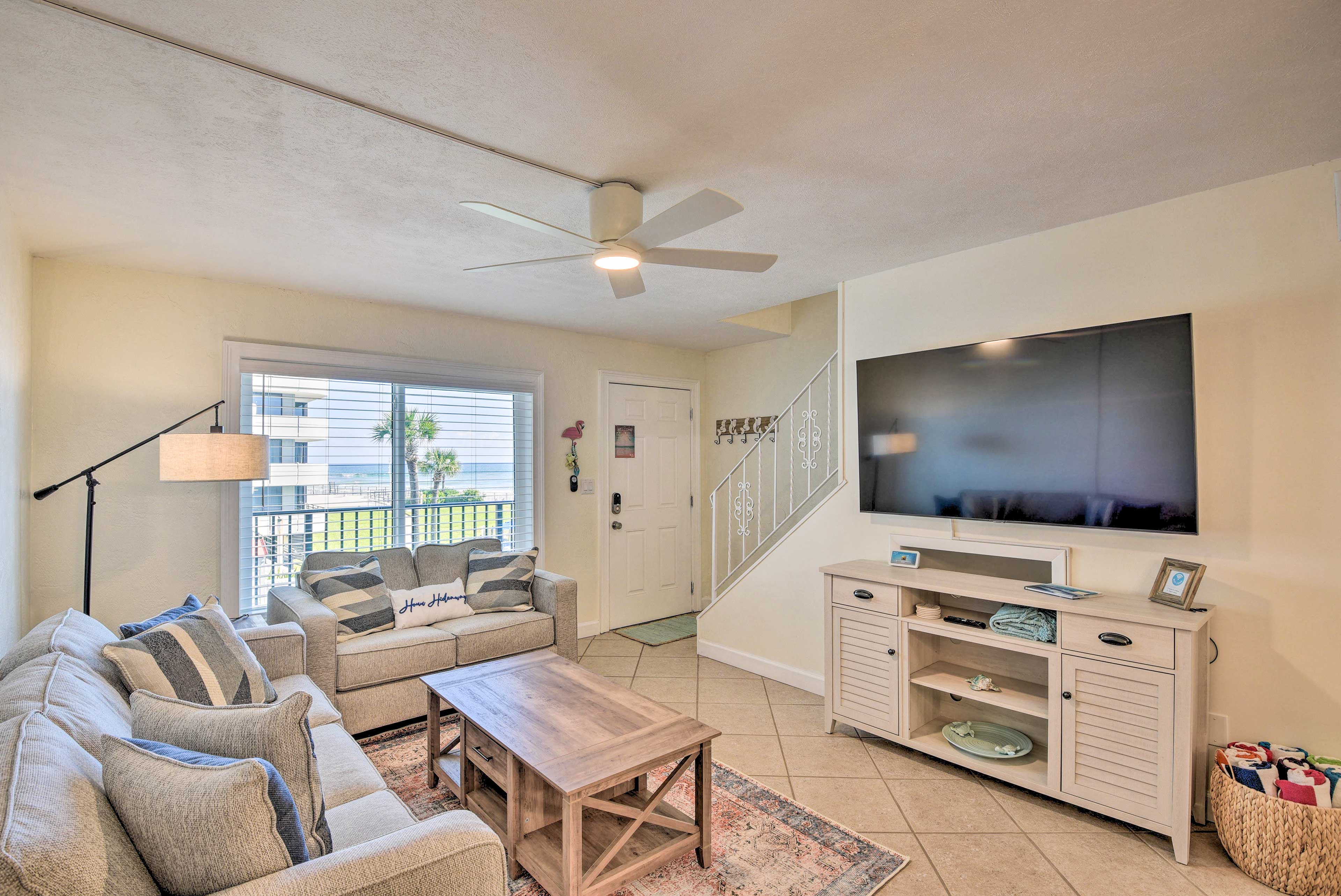 Property Image 1 - Family Friendly Oceanfront Condo w/ Views!