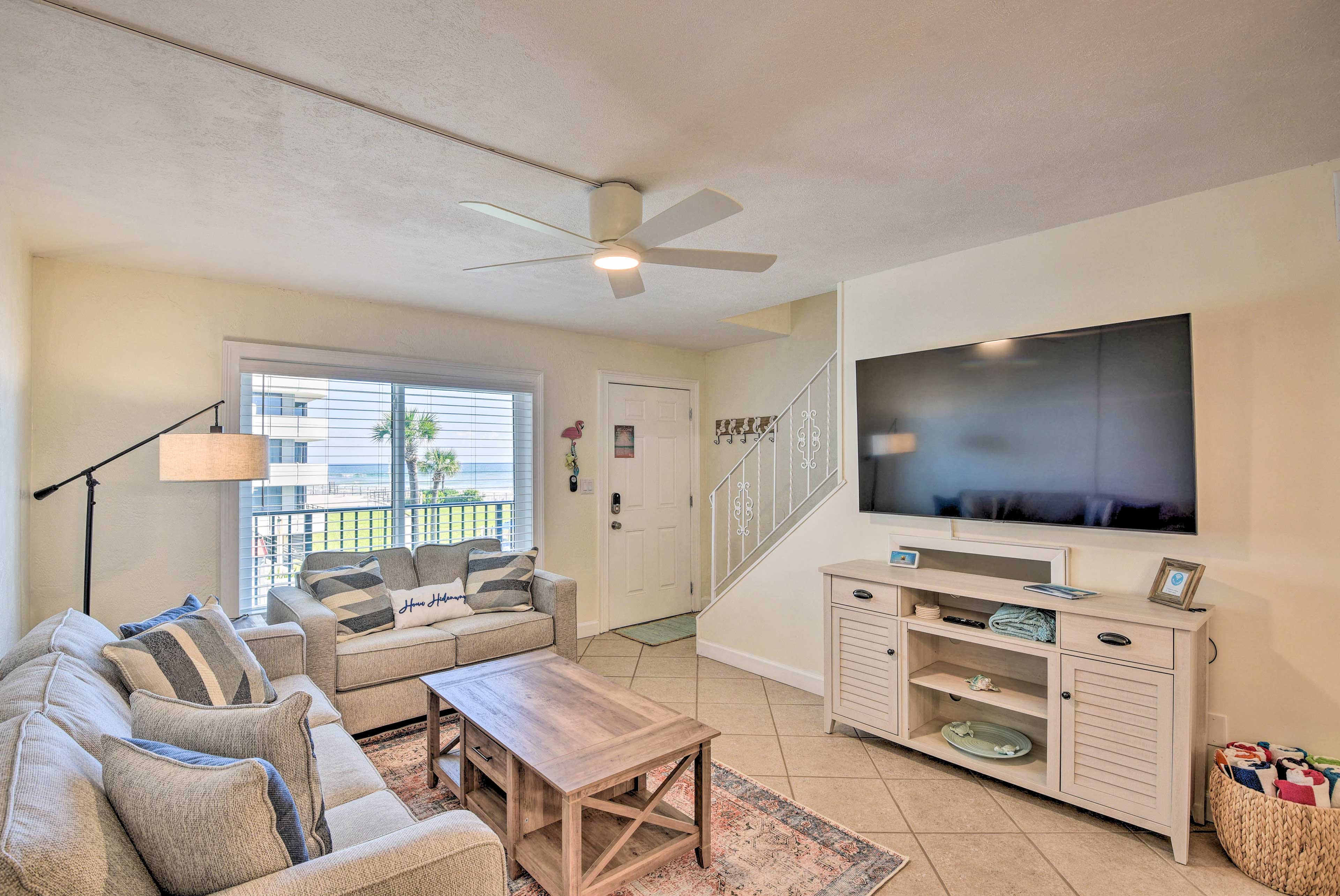 Property Image 1 - Family Friendly Oceanfront Condo w/ Pool!