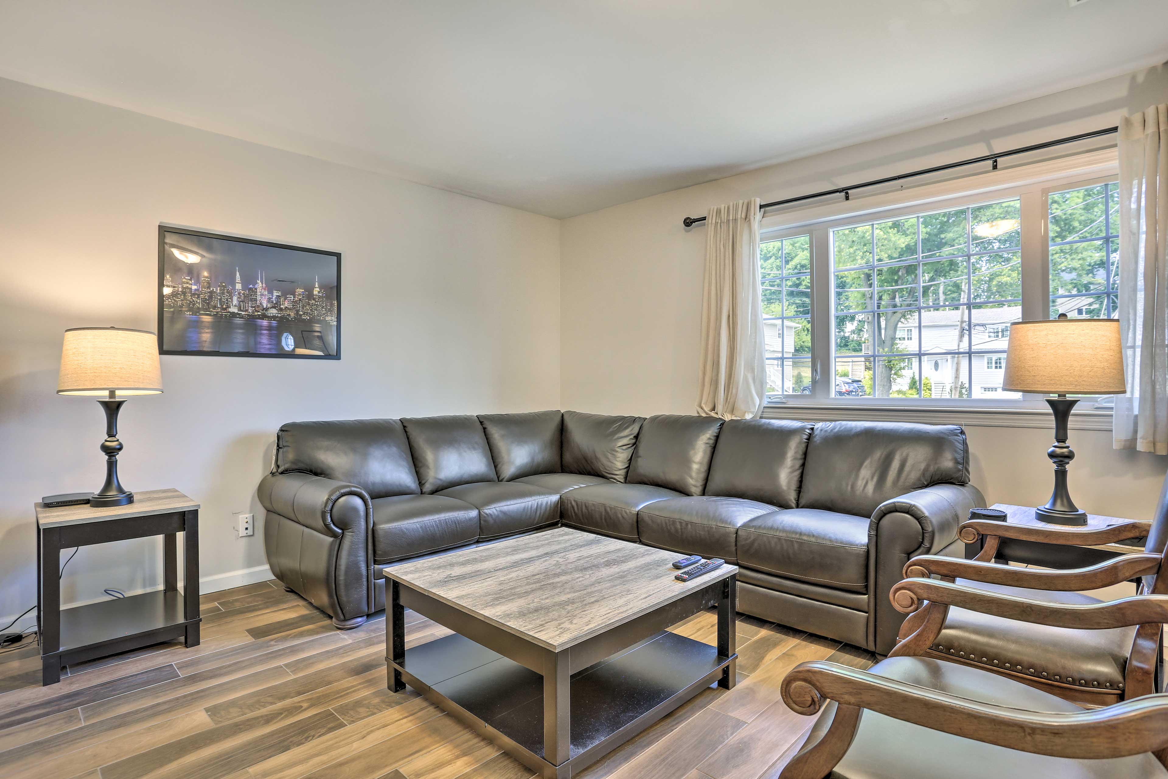Property Image 2 - Ideally Located Glen Cove Apartment!