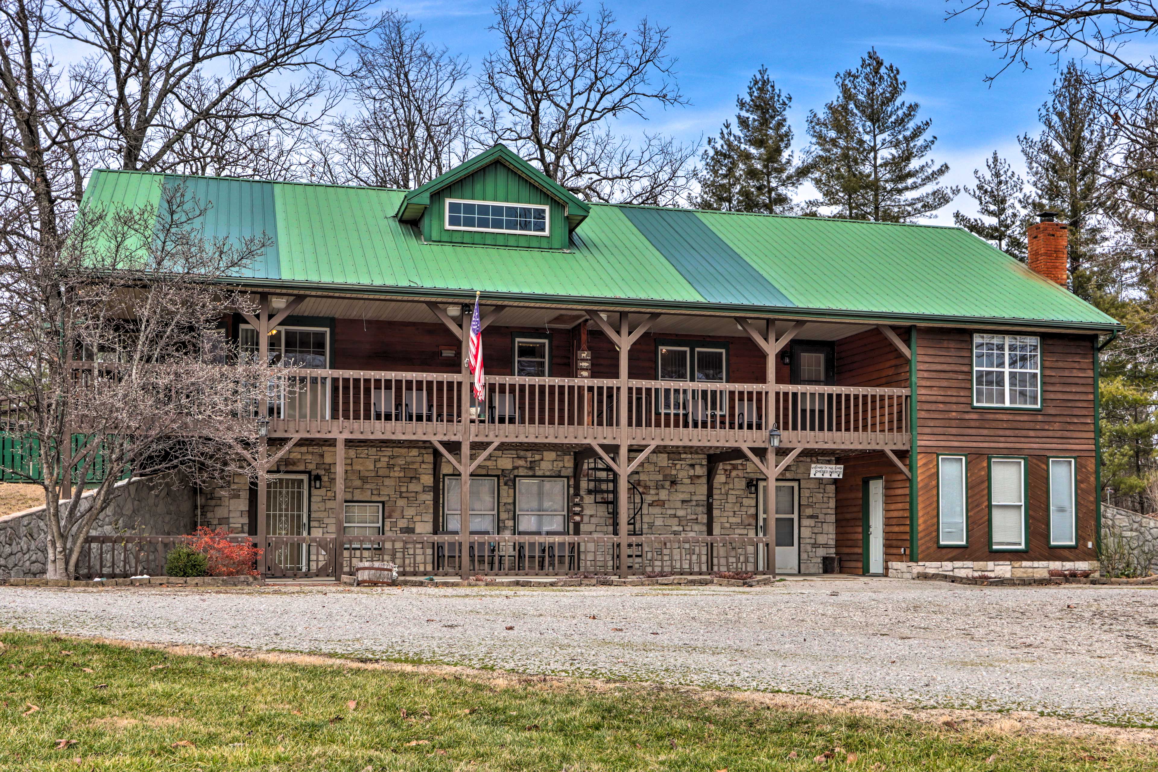 Property Image 2 - Family Apartment w/ Fireplace & Front Porch!