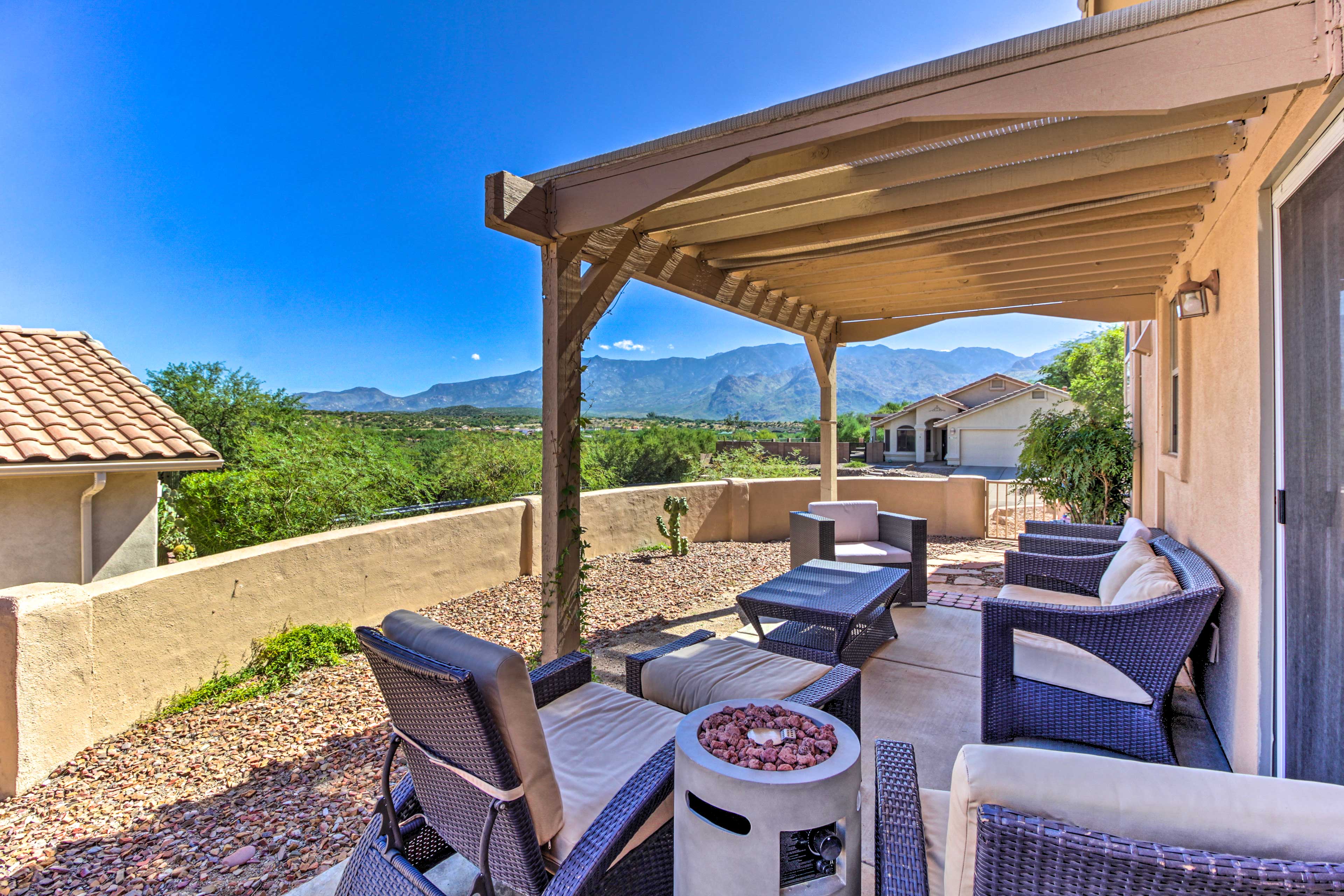 Property Image 2 - Oro Valley Home w/ Hot Tub & Mountain Views!