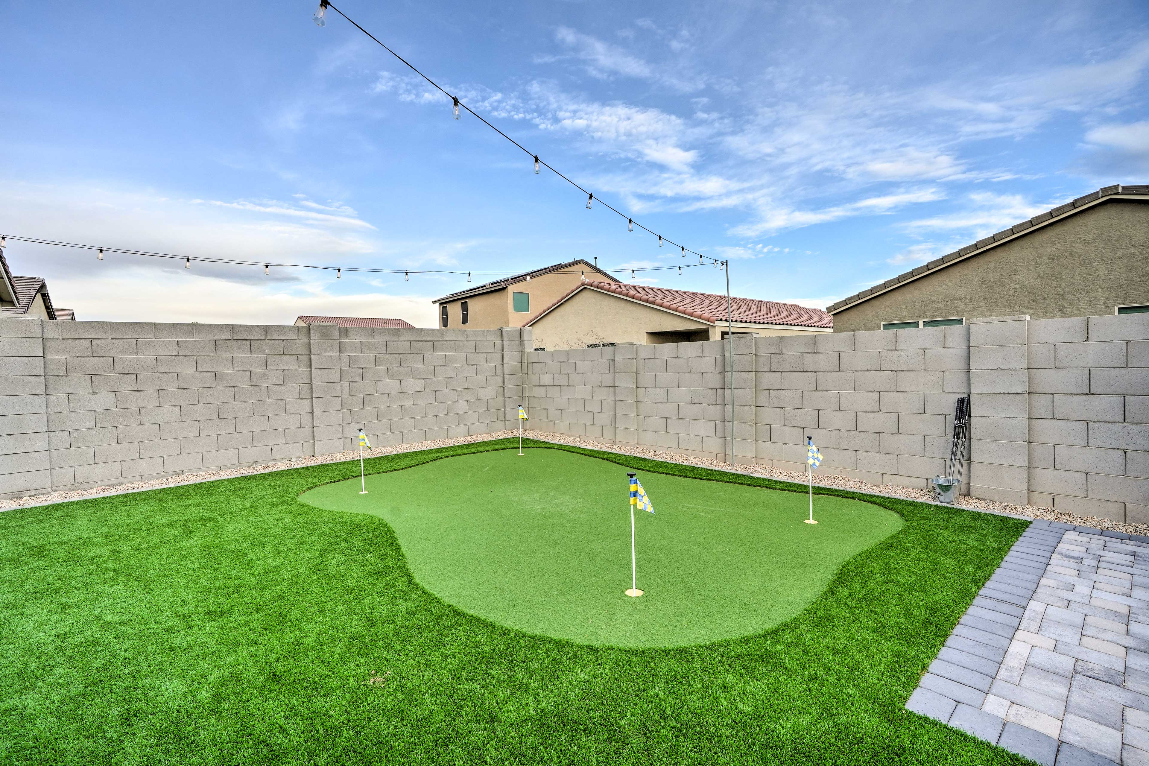 Property Image 2 - New-Build Glendale Home w/ Hot Tub + Putting Green