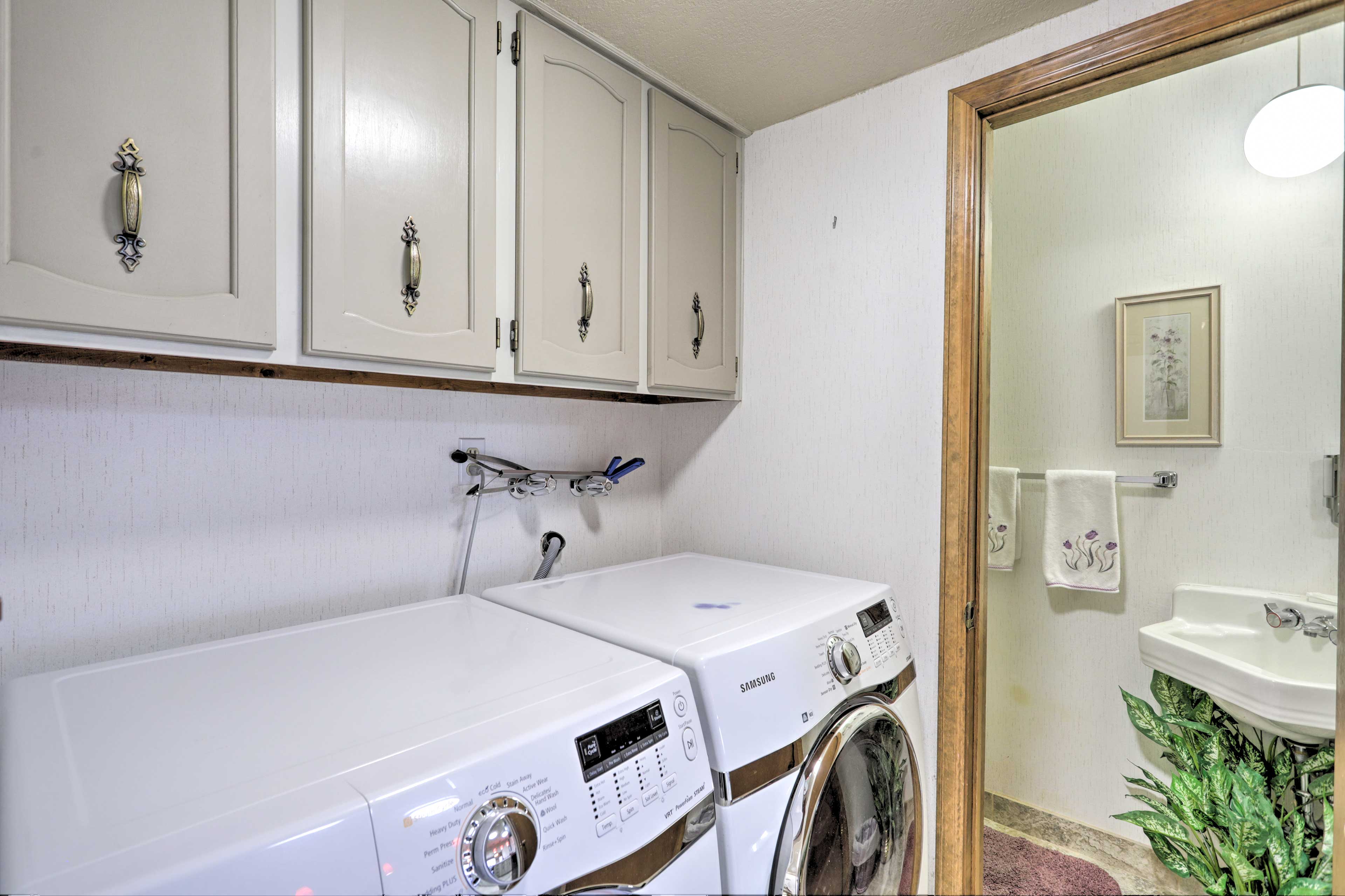 Grand Junction Golf Course Condo w/ Balconies