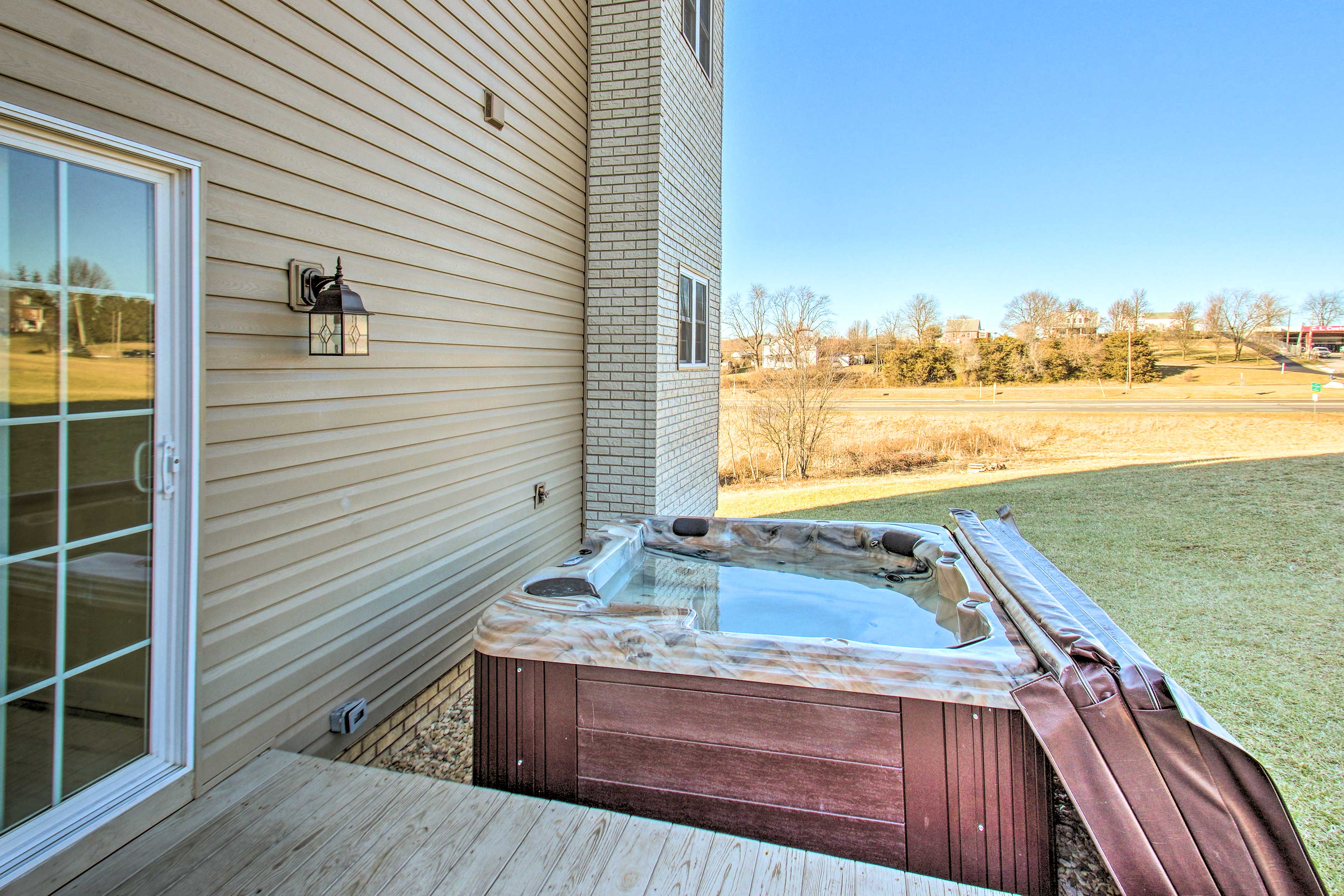 Property Image 2 - Harrisonburg Retreat w/ Hot Tub ~ 2 Mi to JMU