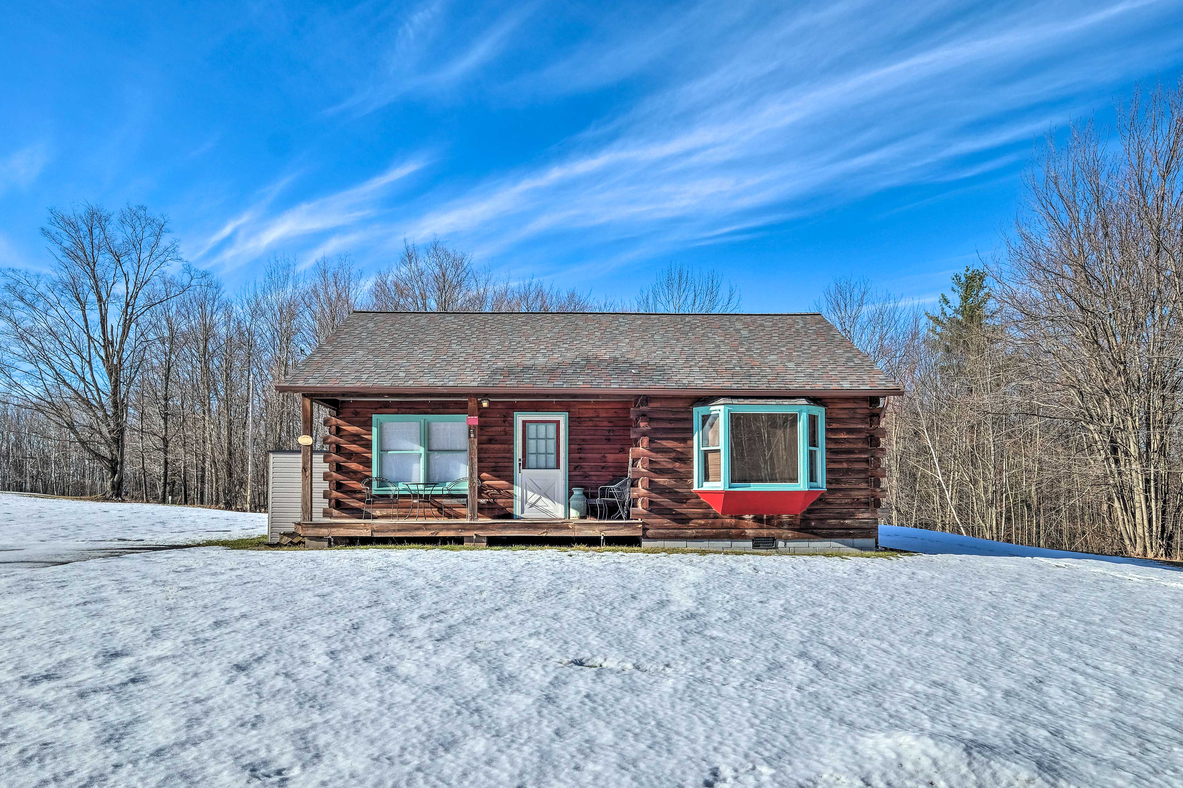 Property Image 1 - High Peak Heaven: Cozy Log Cabin on 1 Acre!