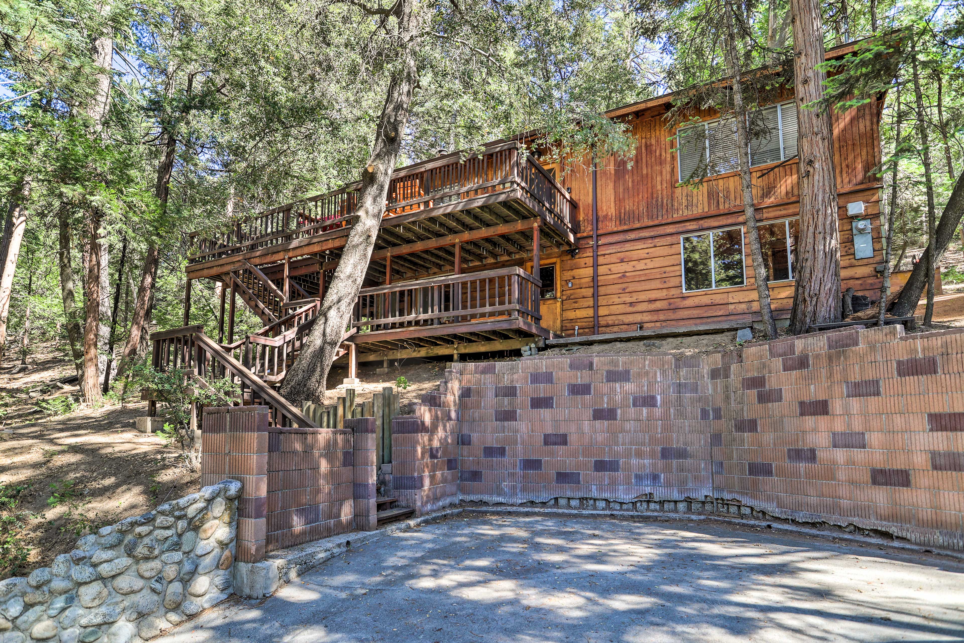 Property Image 2 - Idyllwild-Pine Cove Cabin w/ Expansive Deck!