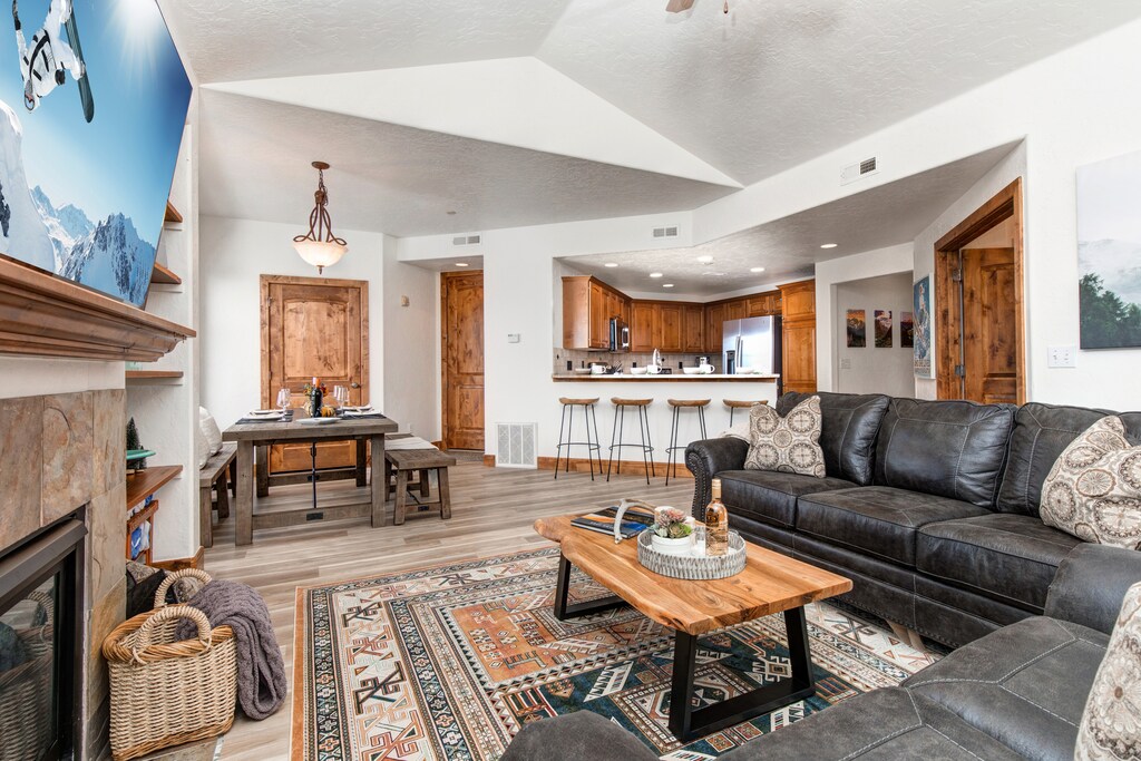 Entry into Great Room