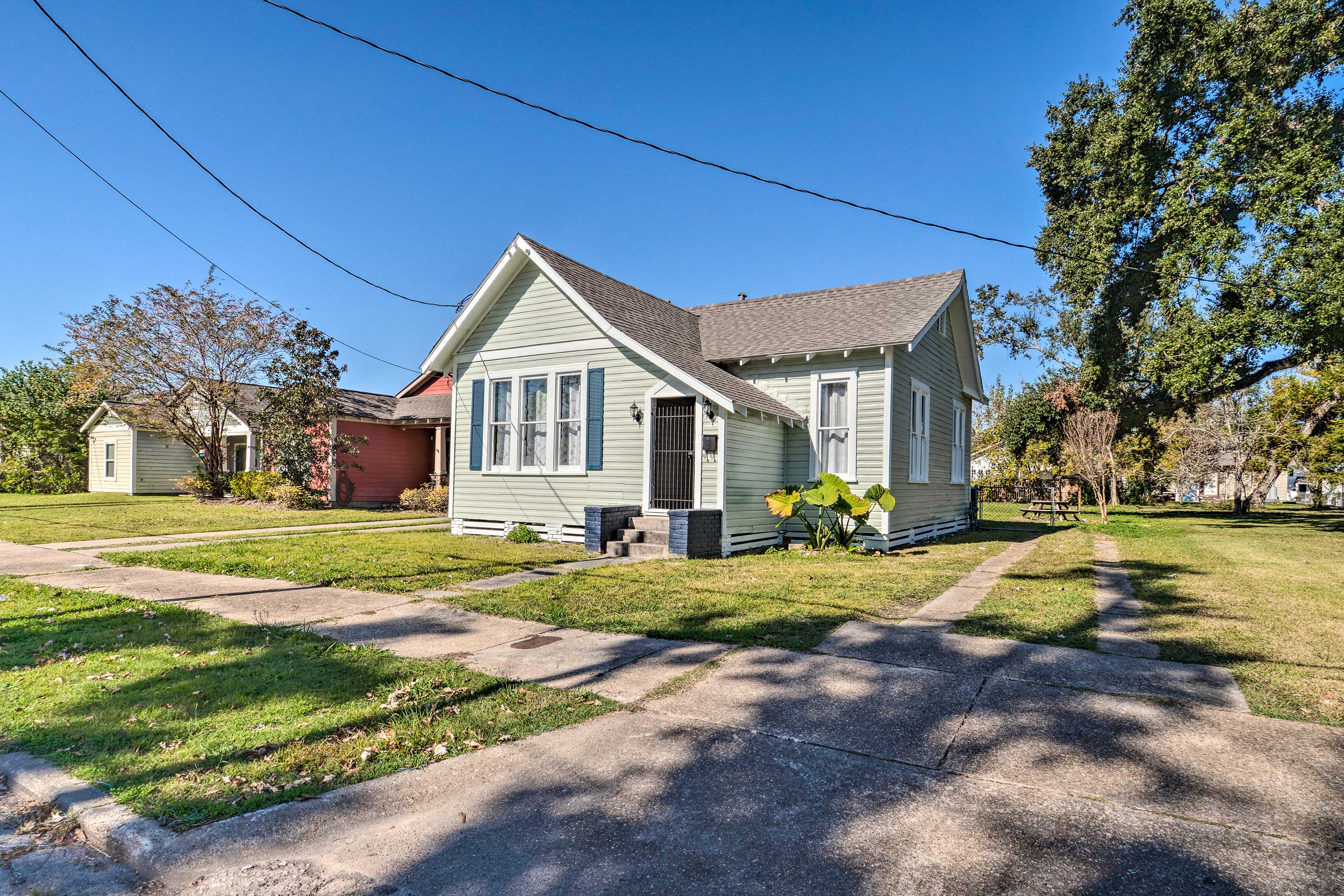 Property Image 1 - Lake Charles Cottage w/ Fireplace & Yard!