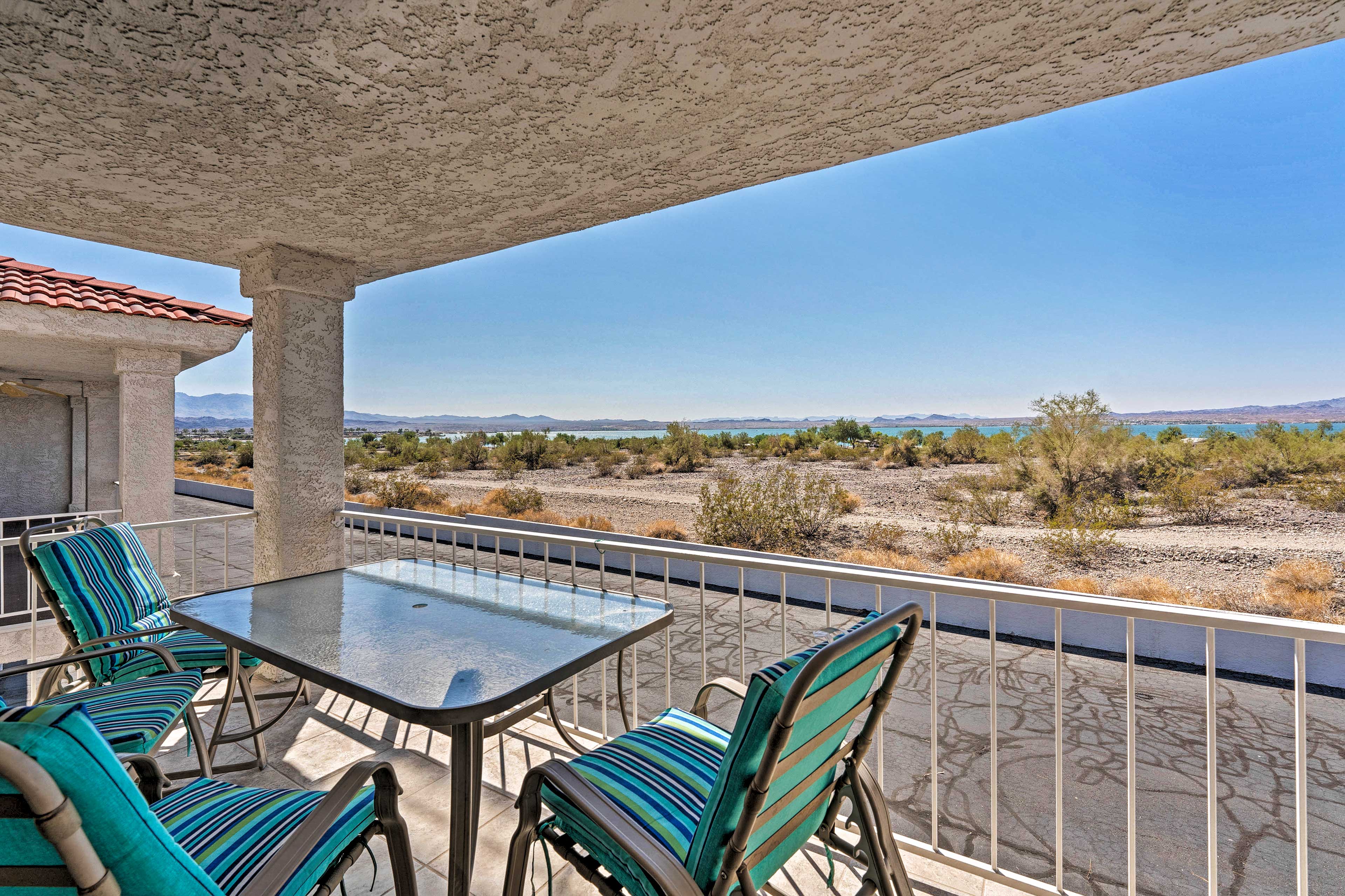 Property Image 1 - Havasu Condo w/ Stunning Lake & Mountain Views!