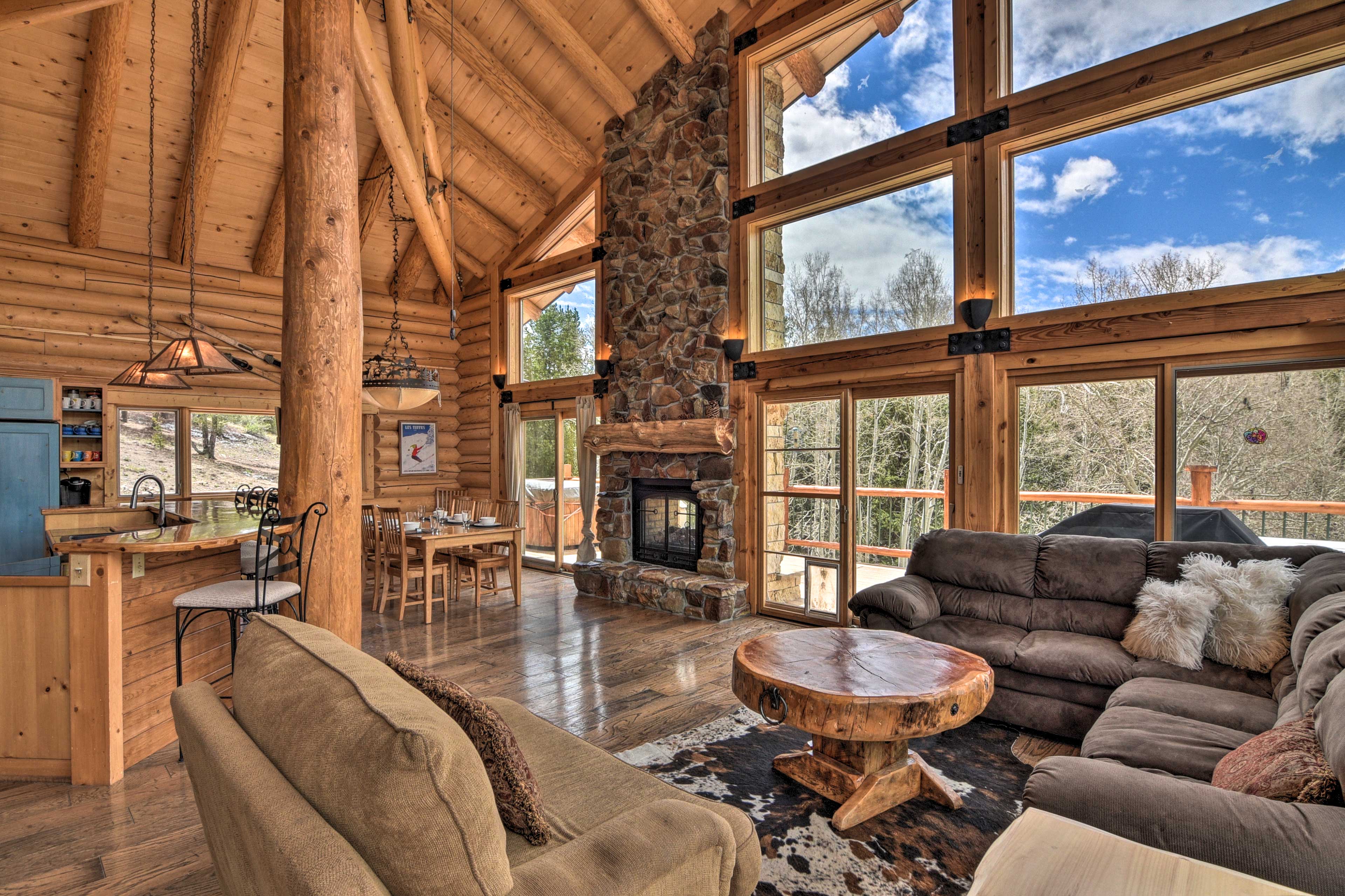 Property Image 1 - Spacious, Luxe Cabin w/ Mtn Views, Sauna & More!