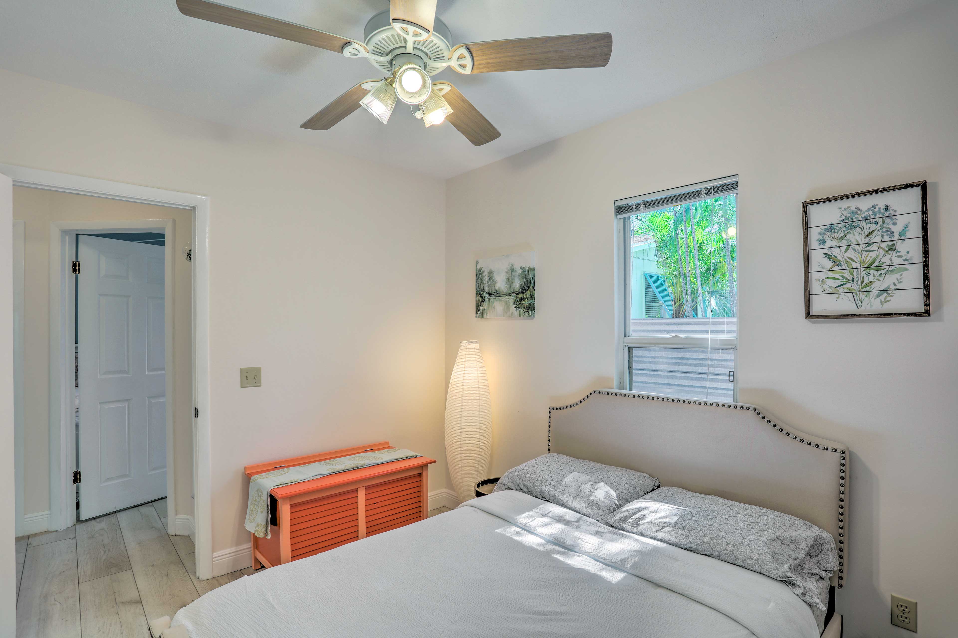 Lovely Cottage Near Downtown Stuart & Beaches