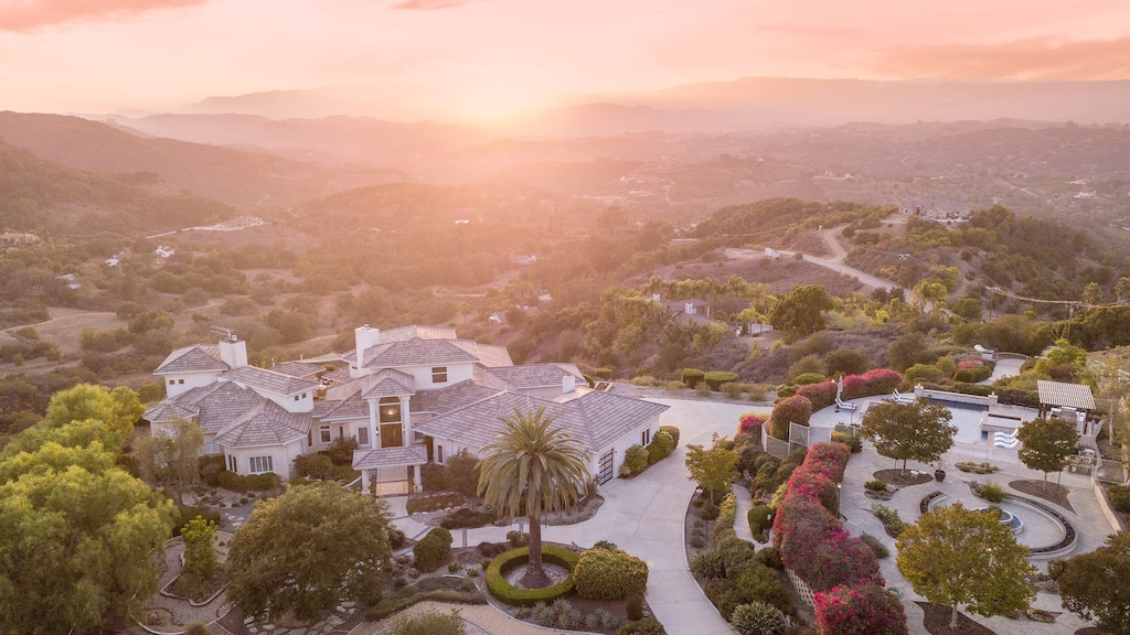 Your own sprawling Temecula mansion with an additional guest house.