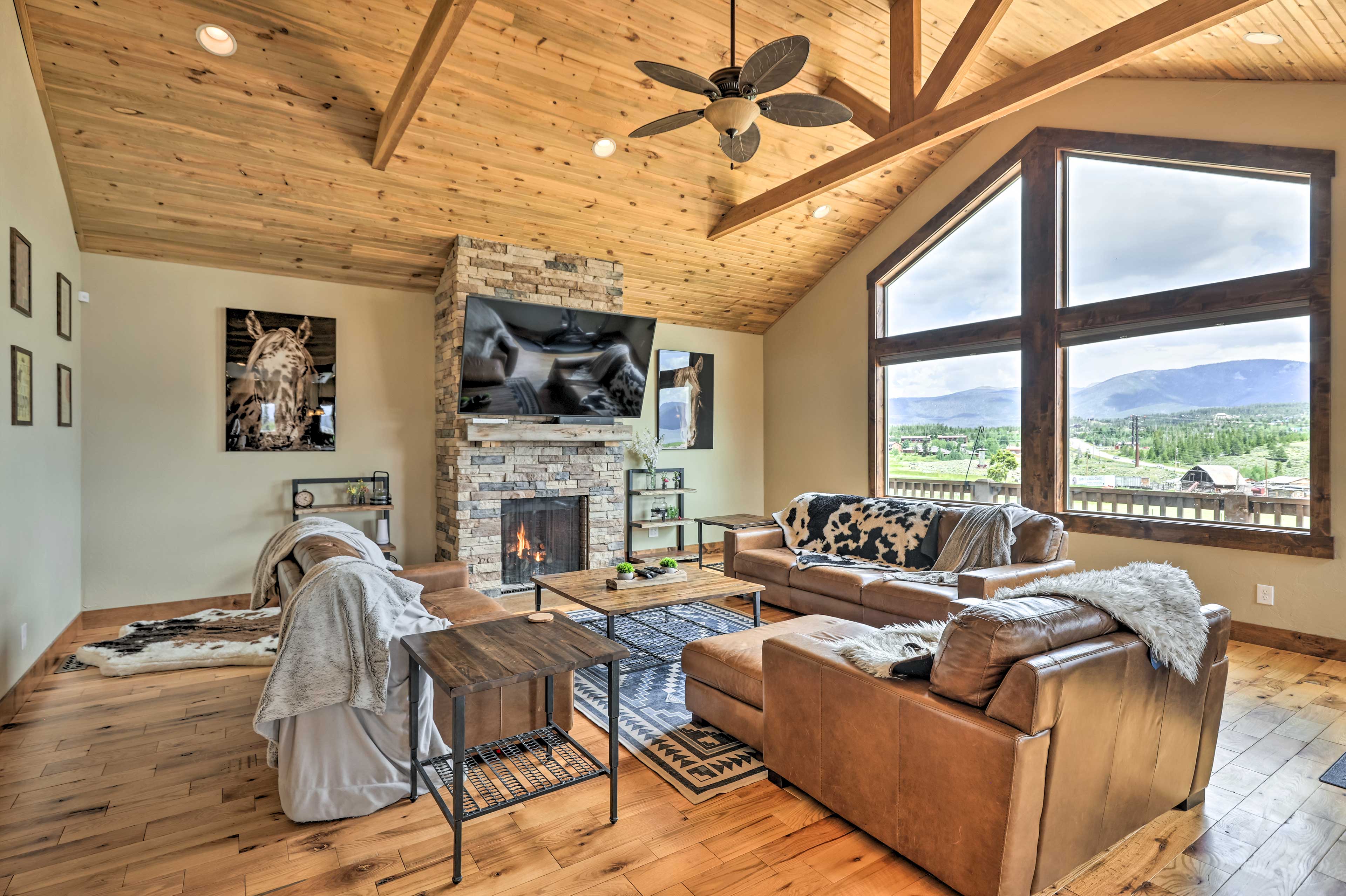 Property Image 1 - Luxe Grand Lake Retreat: Game Room & Hot Tub!
