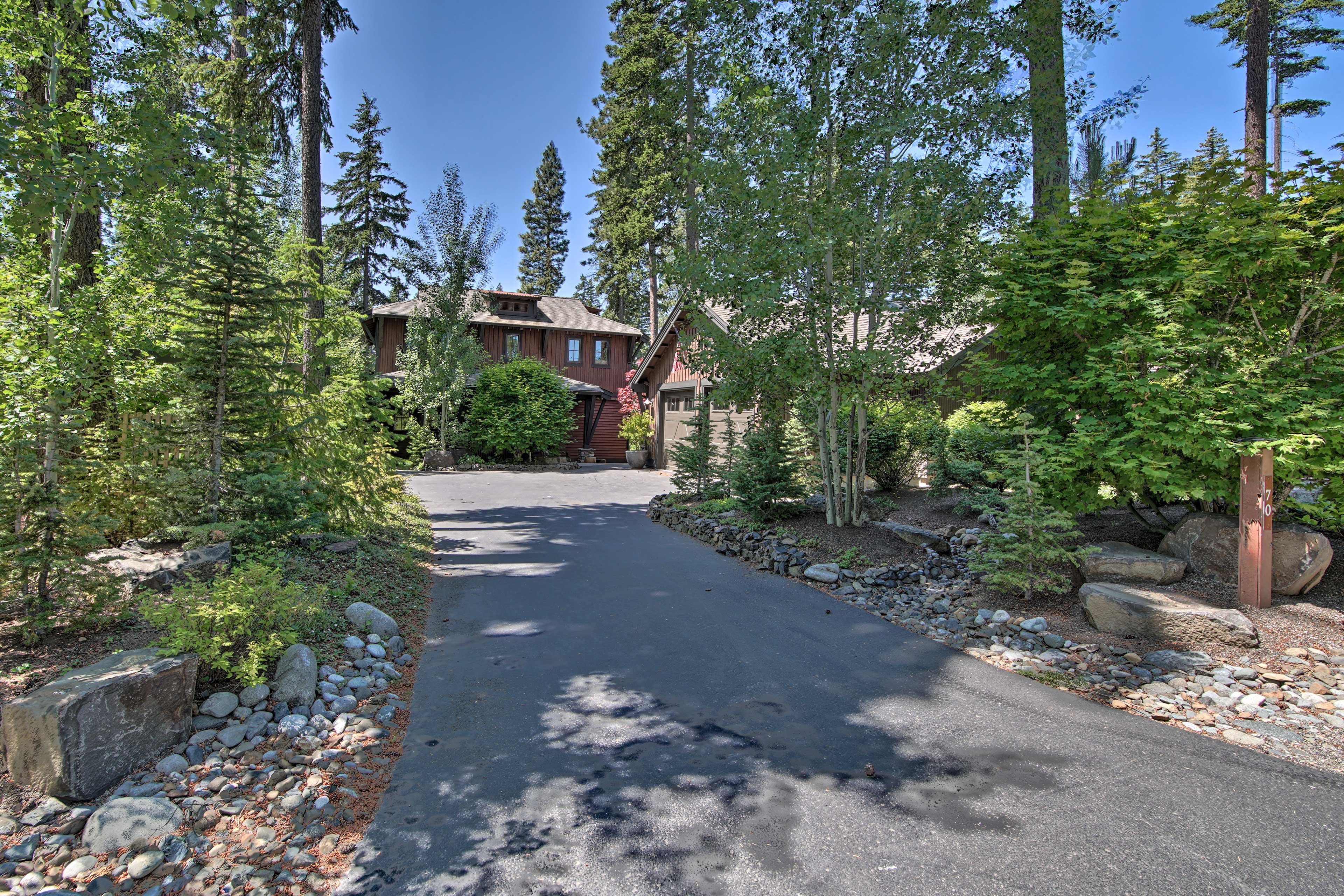 Property Image 2 - Modern Alpine Home on Prospector Golf Course!