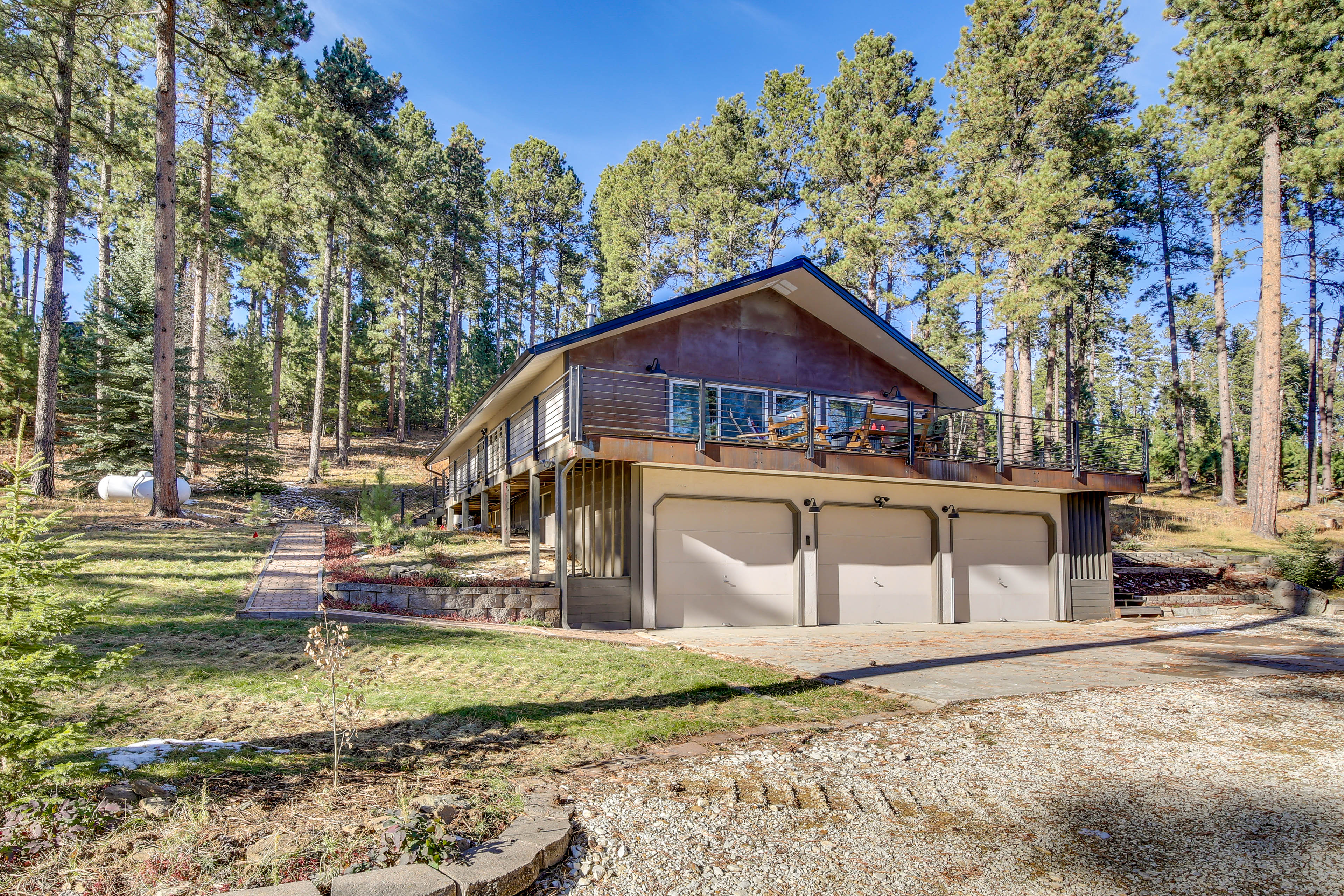 Property Image 1 - Modern South Dakota Cabin w/ Private Hot Tub!