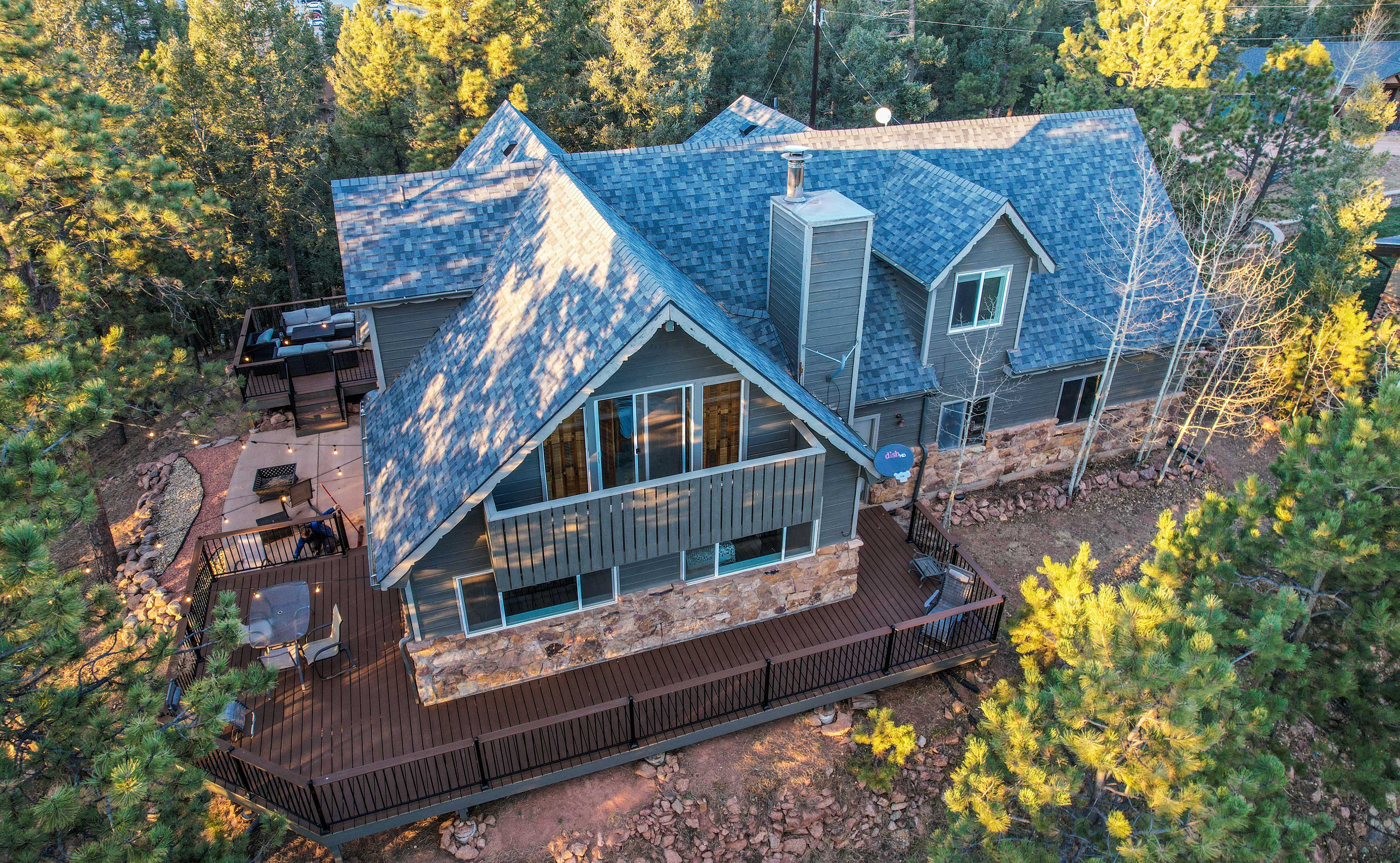 Property Image 1 - ’Mountain Haven’ w/ Deck + Pikes Peak Views!