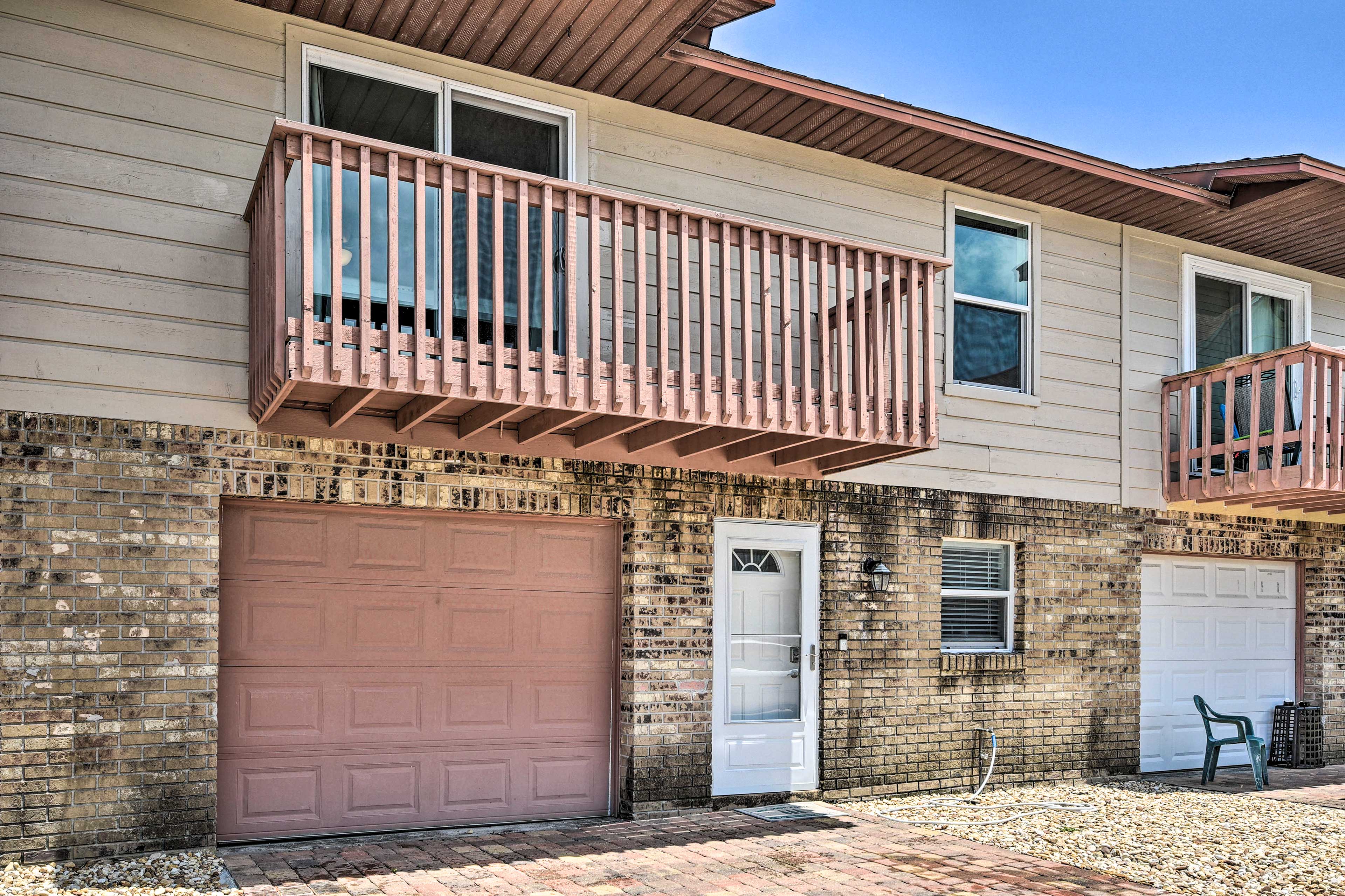 Property Image 2 - New Smyrna Beach Townhome, Walk to Bay Access!