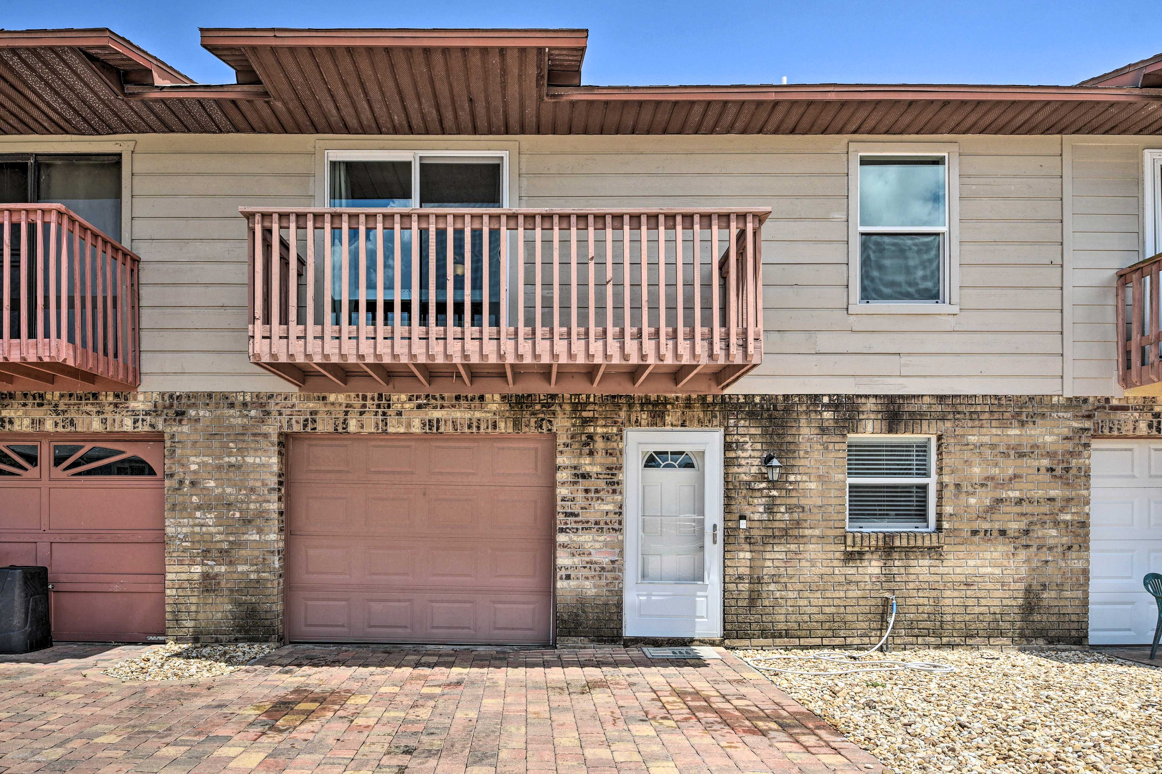 Property Image 1 - New Smyrna Beach Townhome, Walk to Bay Access!