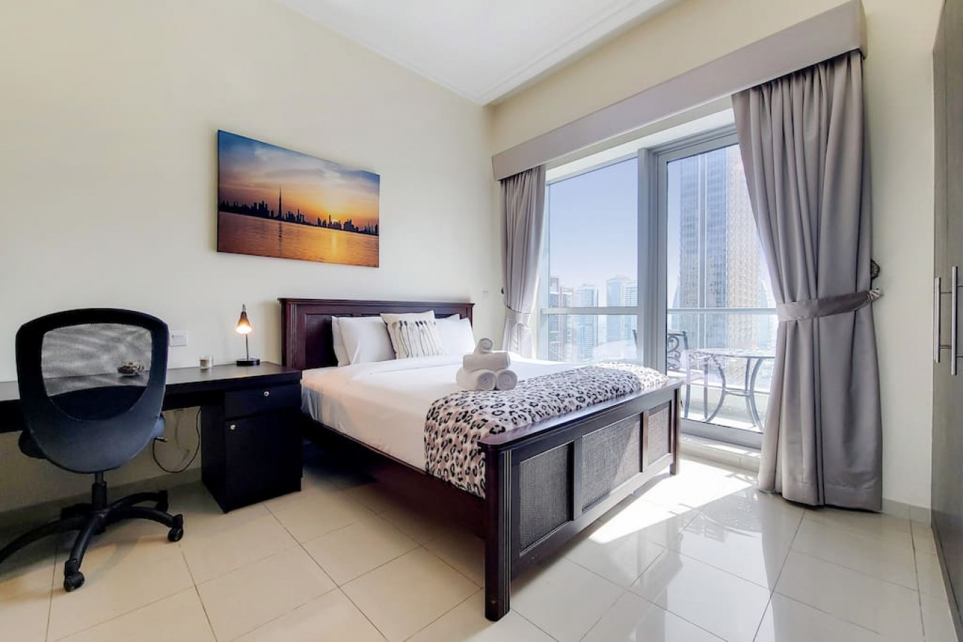 Property Image 2 - Bay Central, Dubai Marina