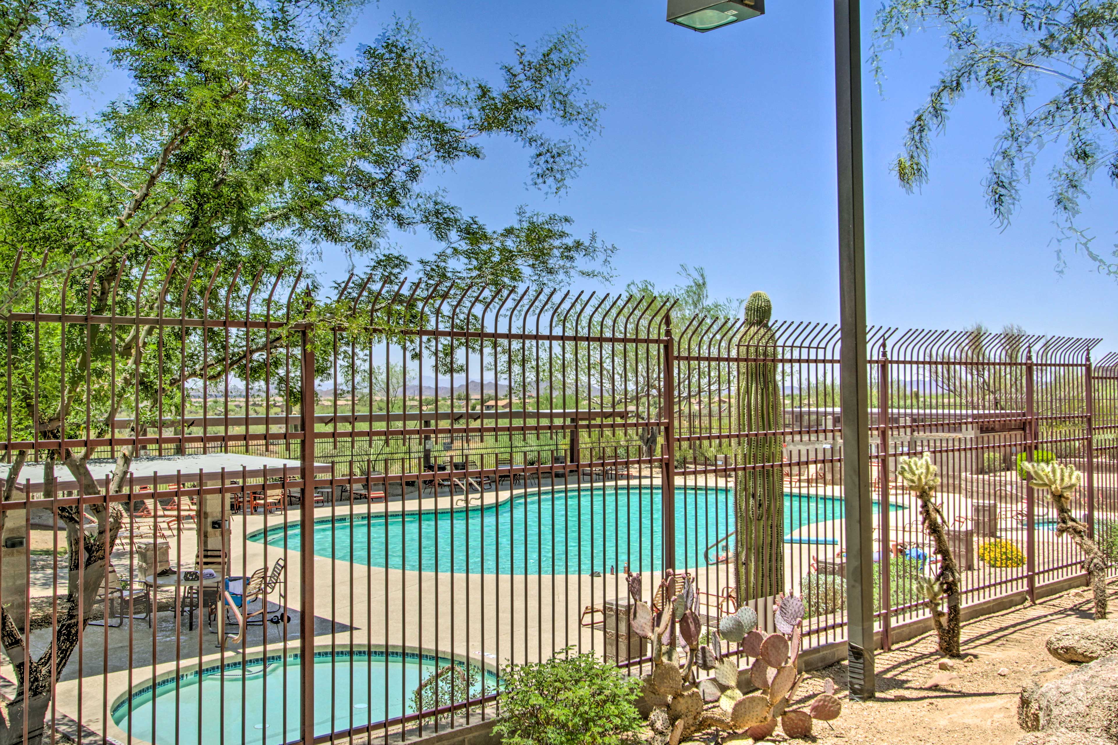 North Phoenix Home w/ Community Pools!