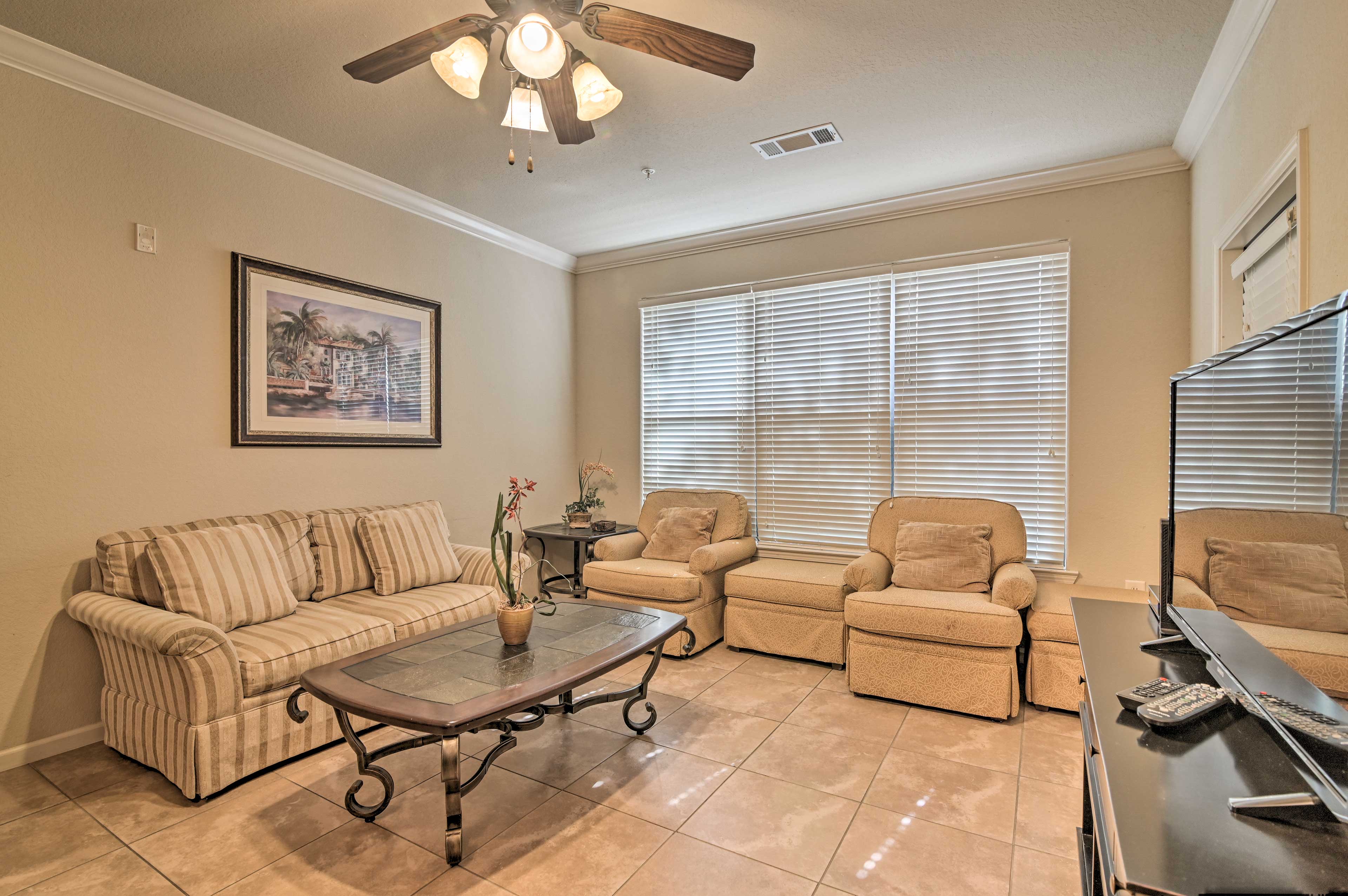 Property Image 1 - Davenport Condo w/ Pool Access - 11 Mi to Disney!