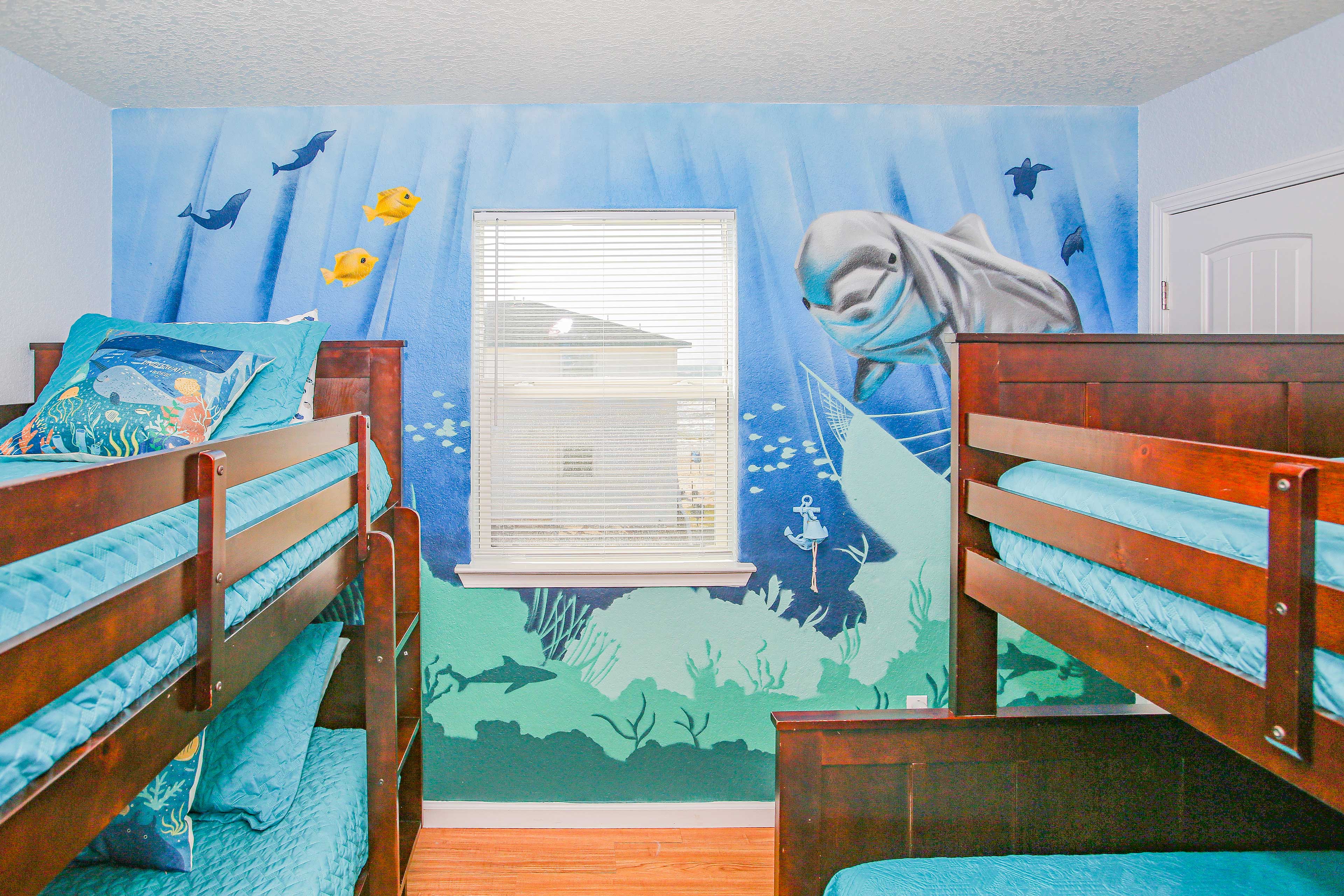 Walk to Shore & Eats: Surfside Beach Gem w/ Deck