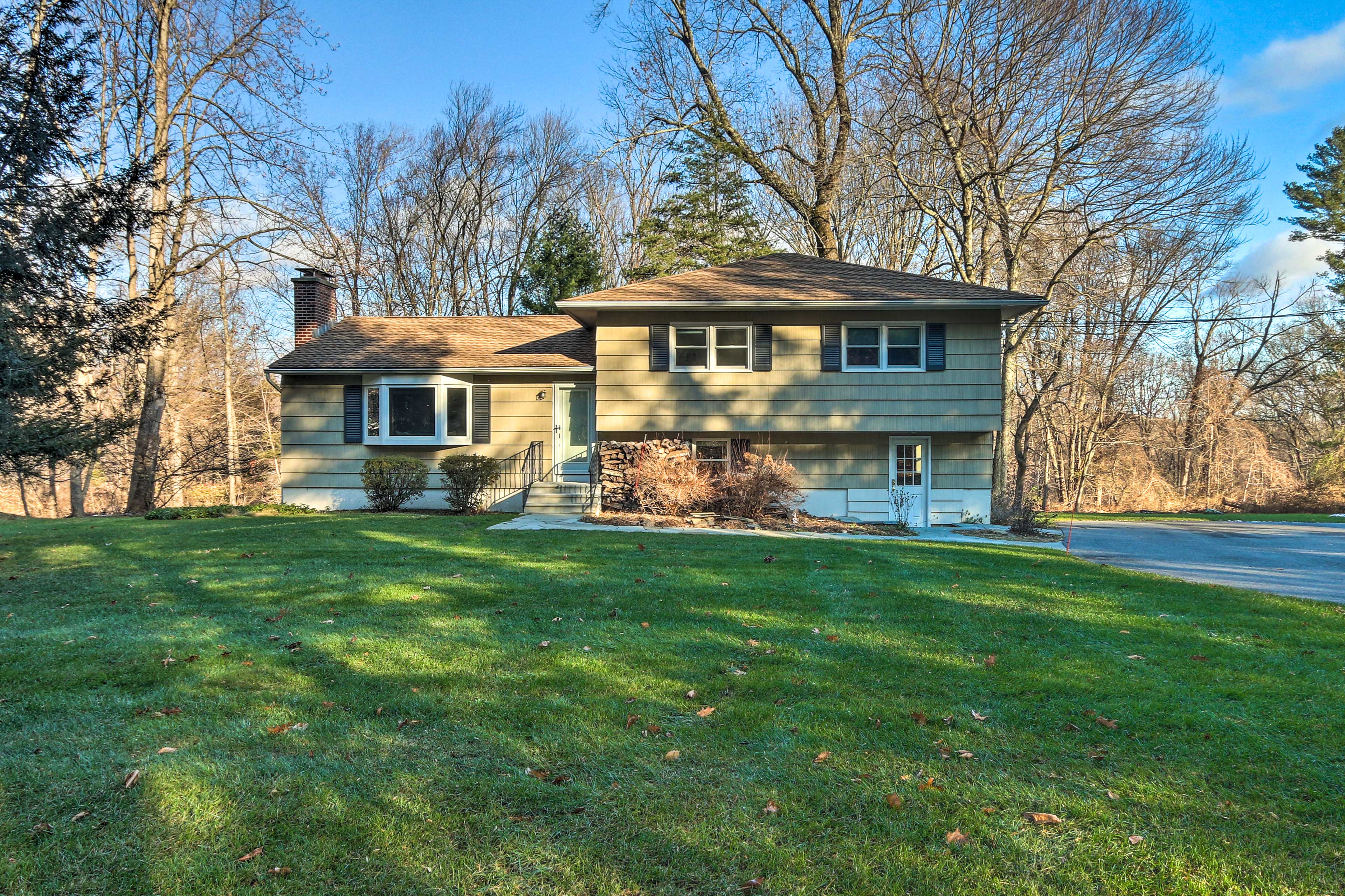 Property Image 2 - Family-Friendly Woodbury Home with Yard + Deck!