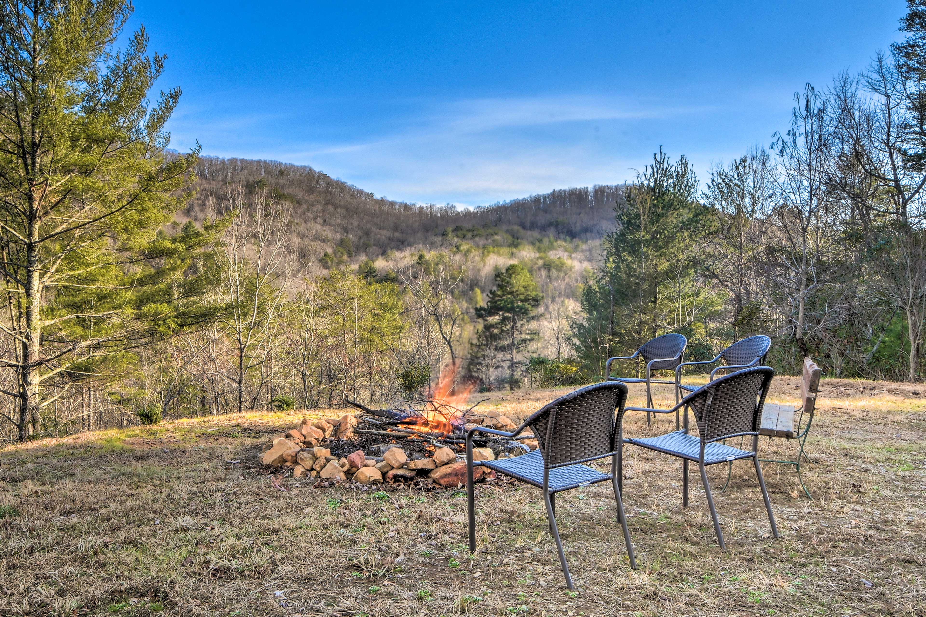 Property Image 2 - ‘Twin Pines Hill House’ - Fire Pit & Mountain View