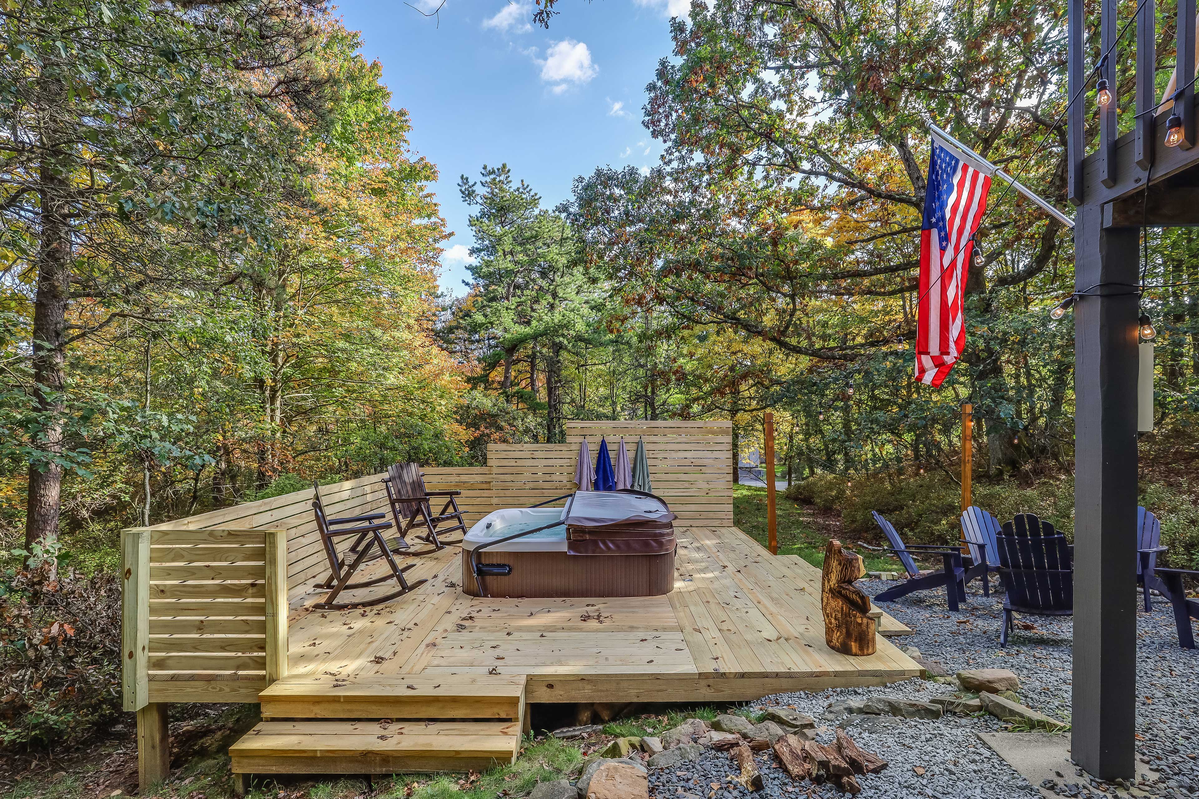 Poconos Retreat w/ Hot Tub & Fire Pit!