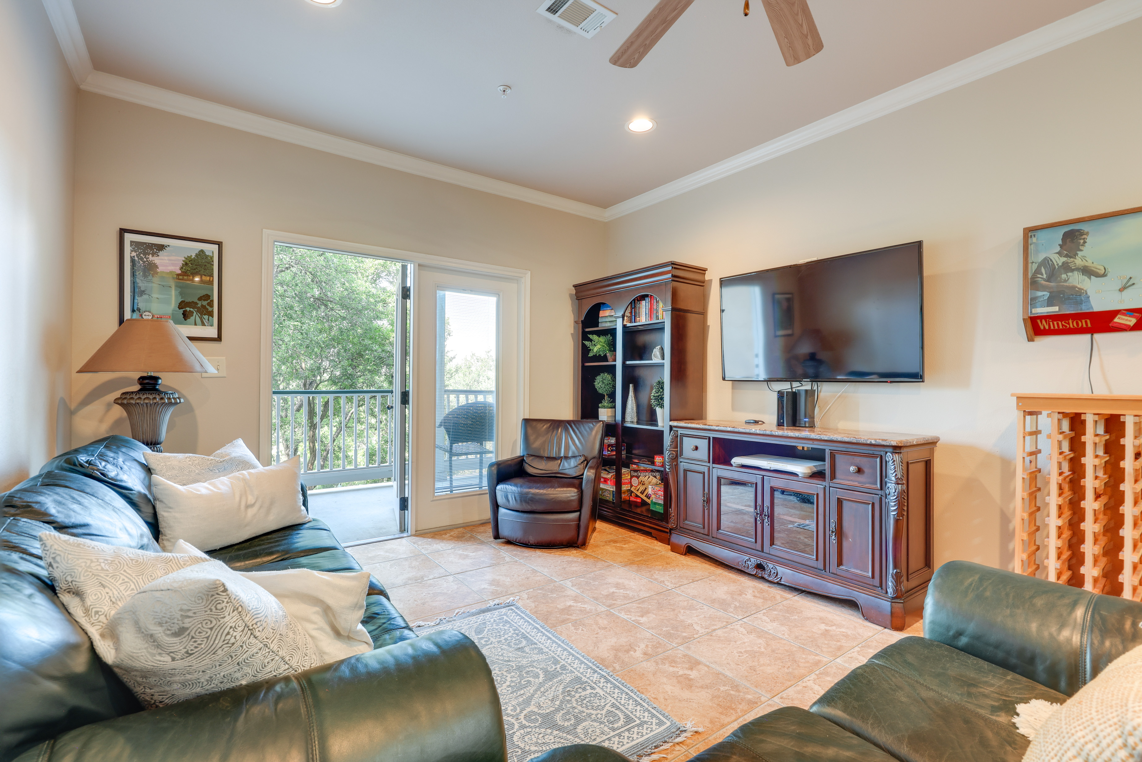 Property Image 1 - Cozy New Braunfels Condo w/ Community Pool & Grill