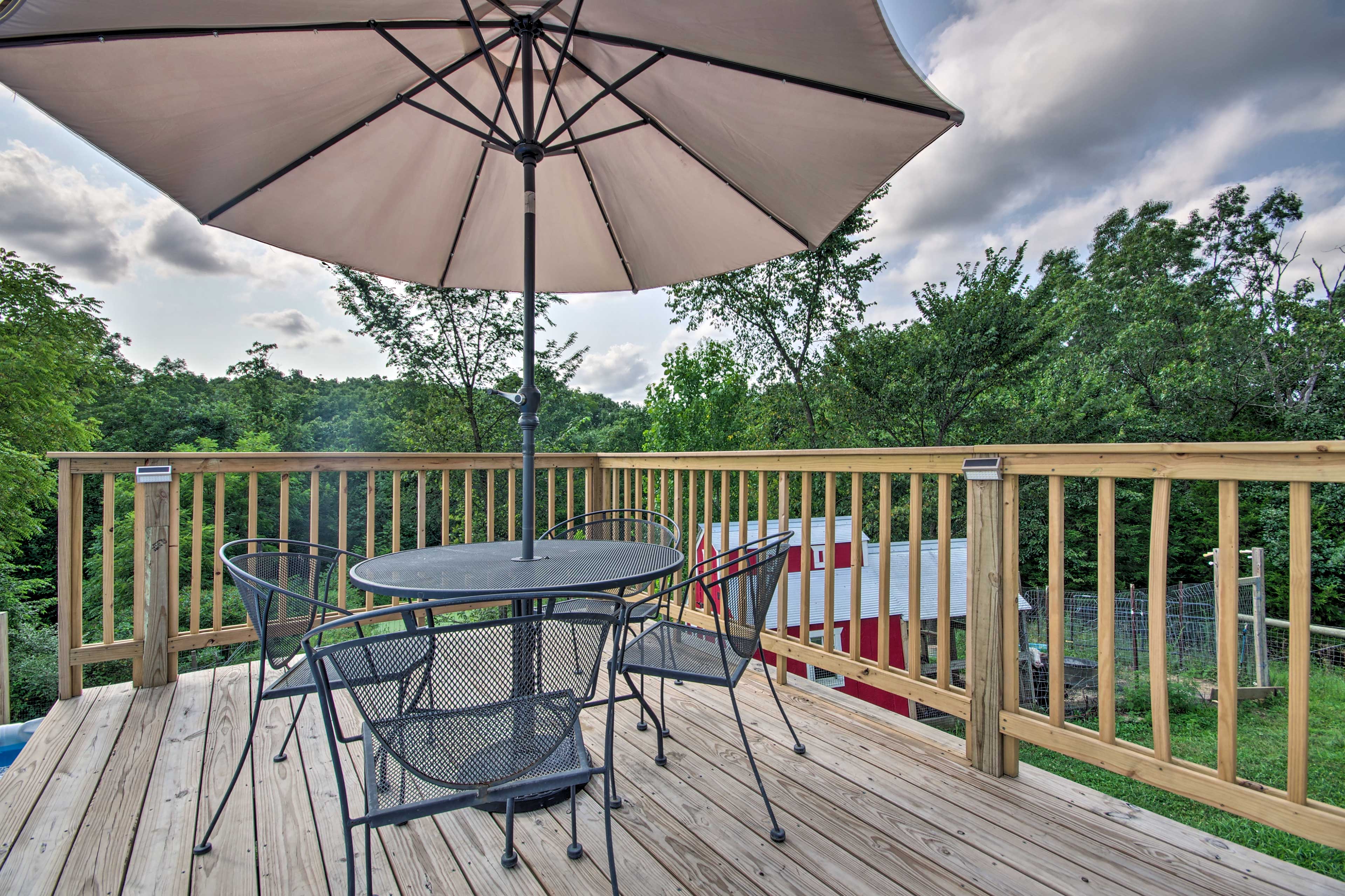 'Grace Place' Clark House on Farm: Shared Hot Tub!