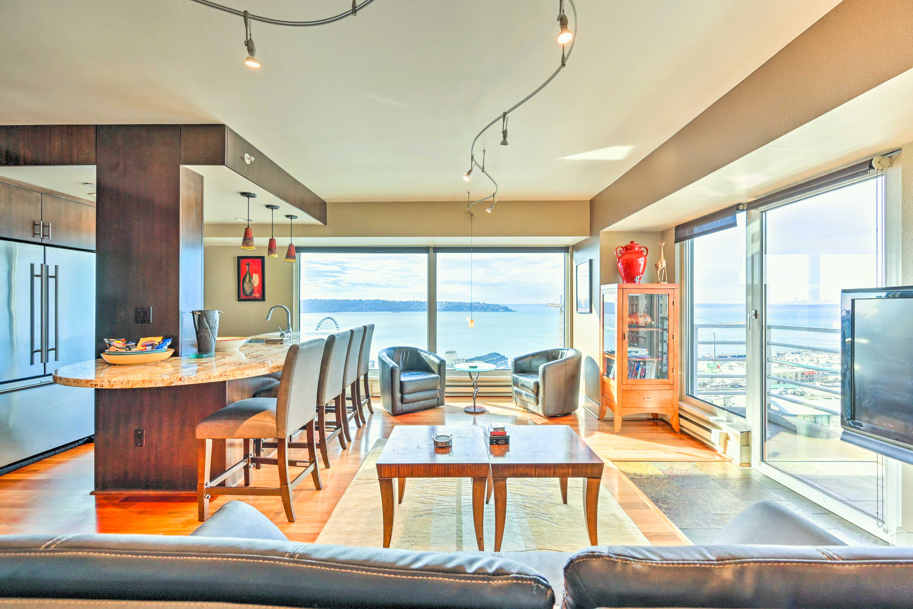 Property Image 1 - Stunning Seattle Condo w/ Patio + Water Views