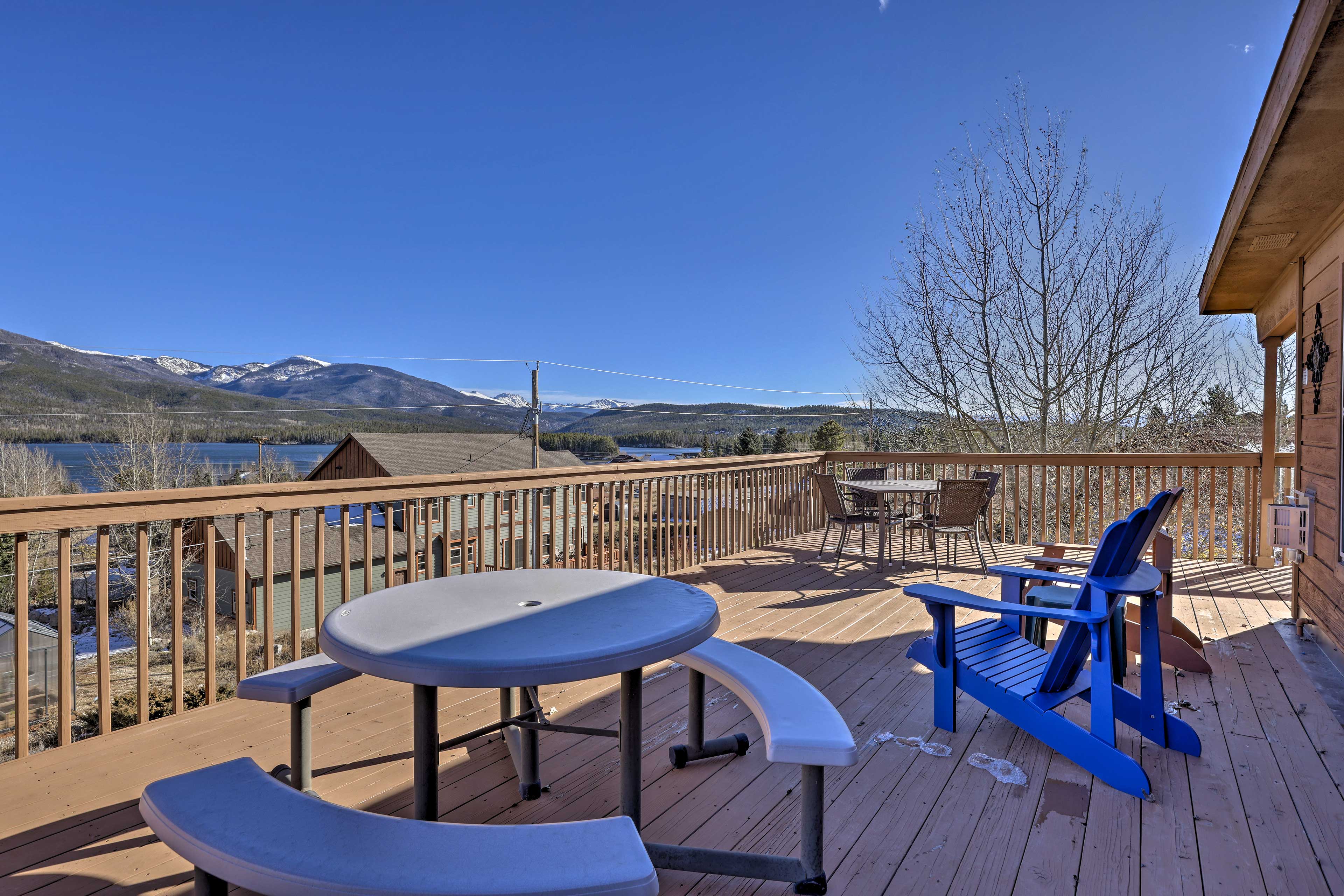 Grand Lake House w/ Mountain Views, Dec! - Home Rental in Grand Lake