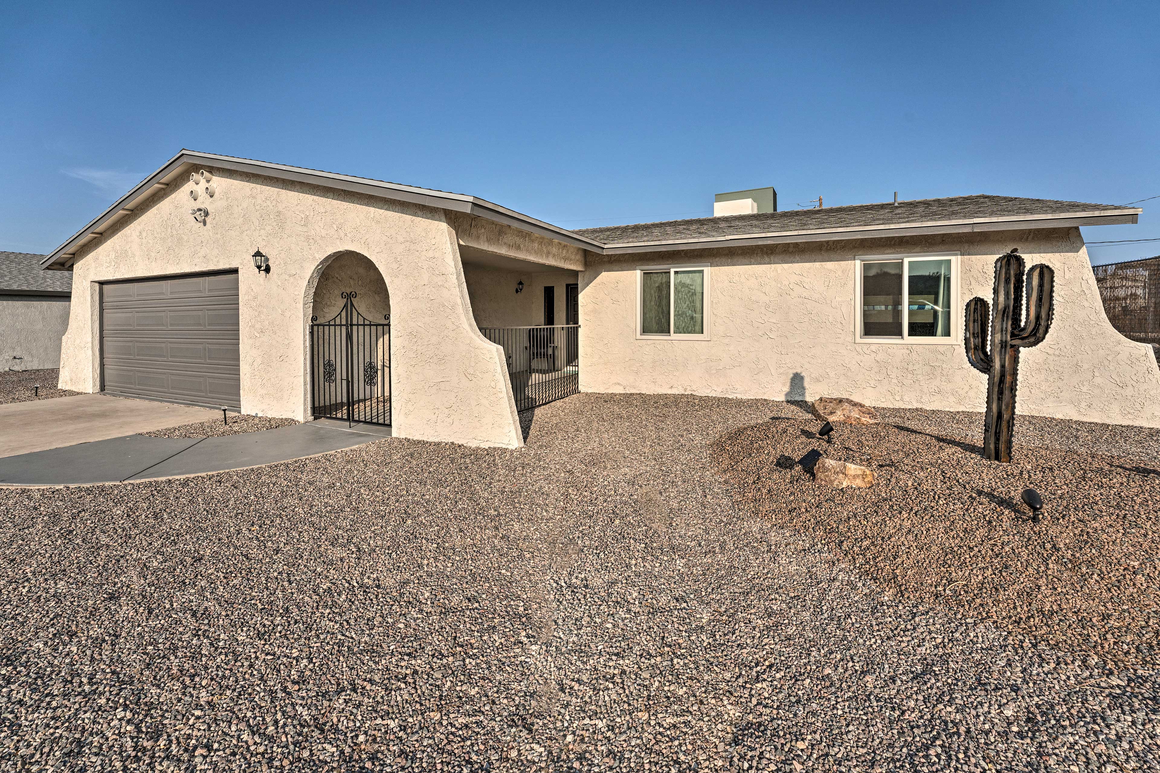 Property Image 1 - Lake Havasu Gem w/ Fire Pit & Grill, Near Lakes