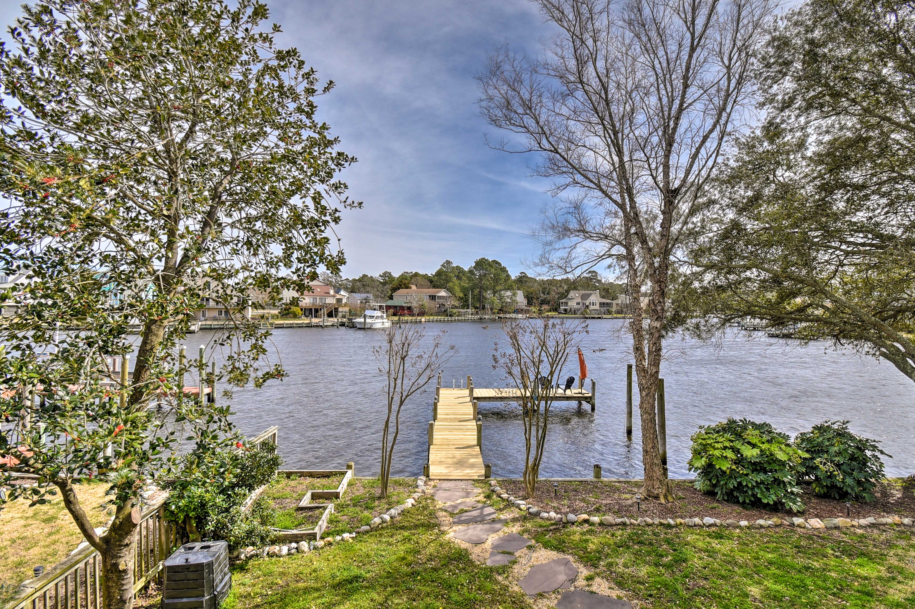 Property Image 2 - High-End Canalfront Paradise w/ Dock & Kayaks!