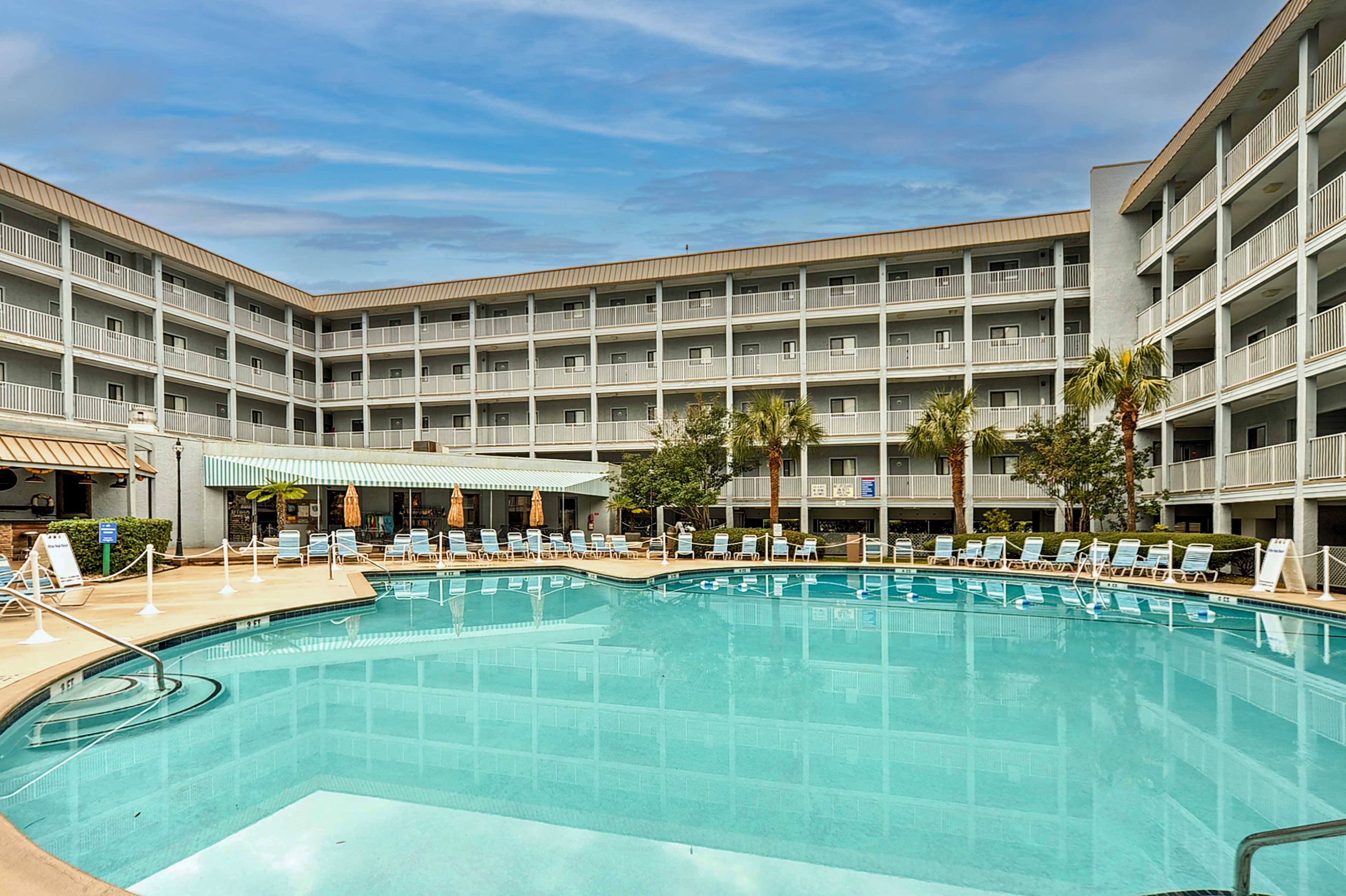 Property Image 2 - Hilton Head Resort Condo w/ Beach & Pool Access!