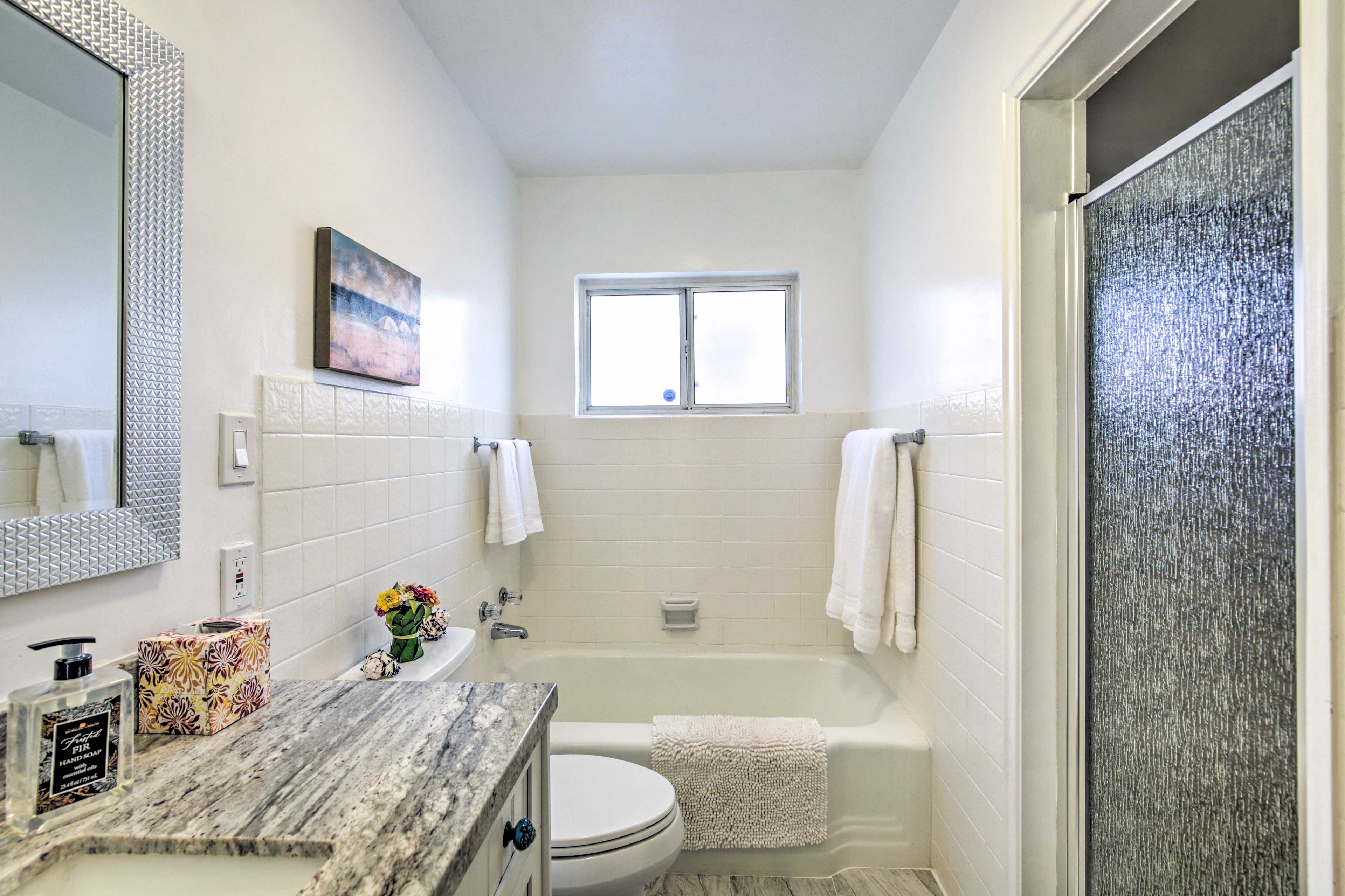 Oceanfront Escape: Steps to Imperial Beach!